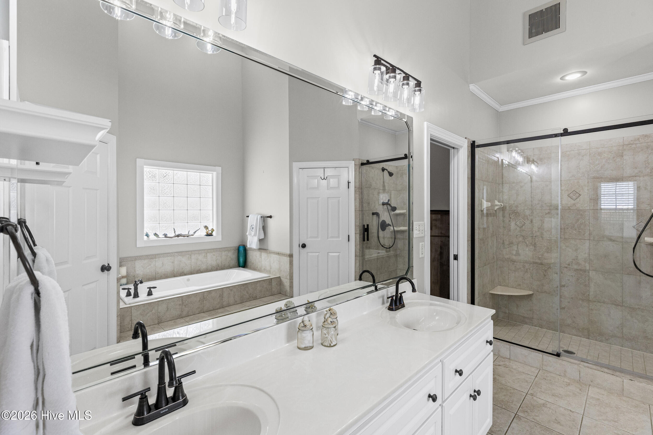 152 Kestwick Drive E