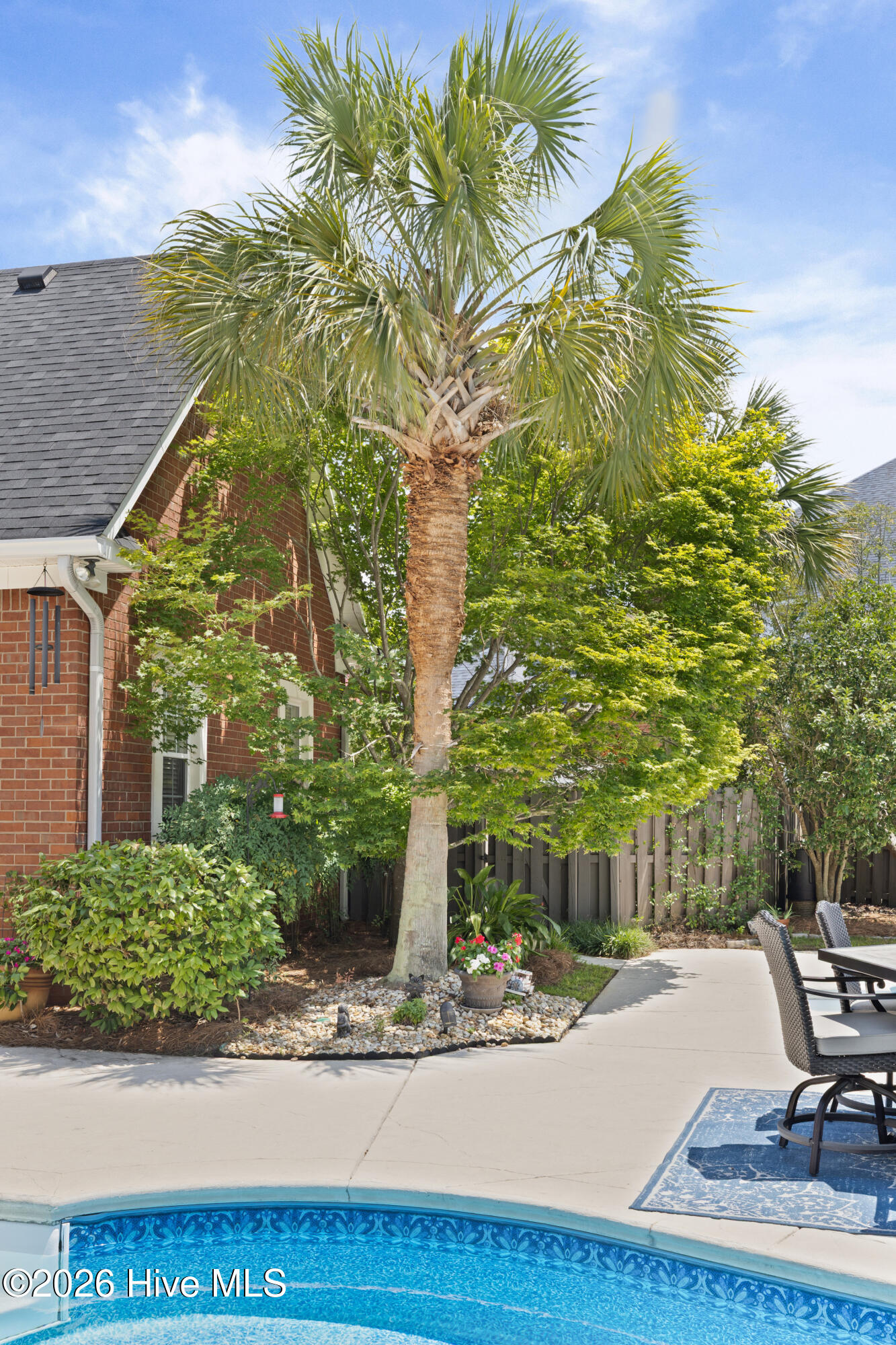 152 Kestwick Drive E