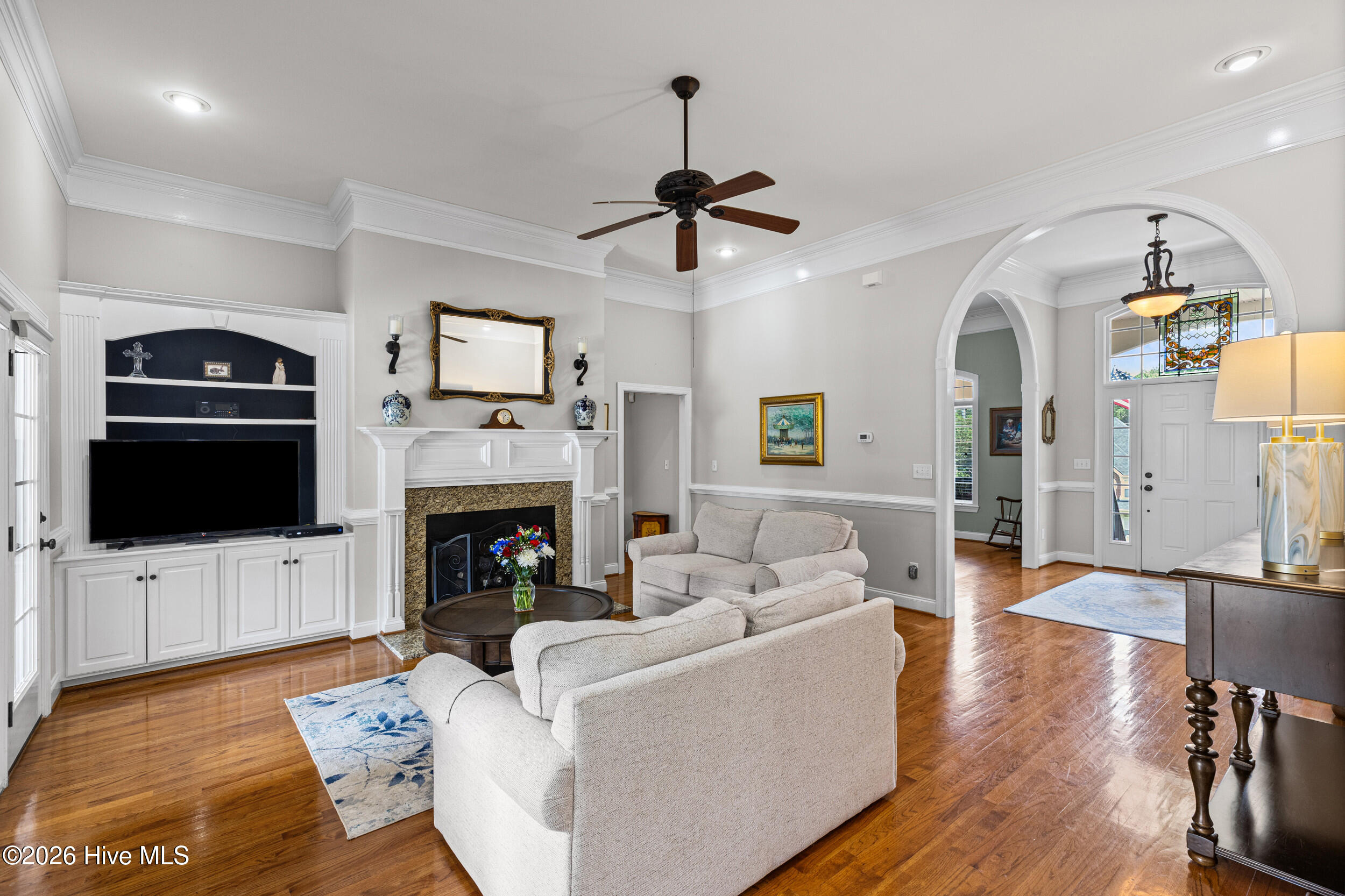 152 Kestwick Drive E