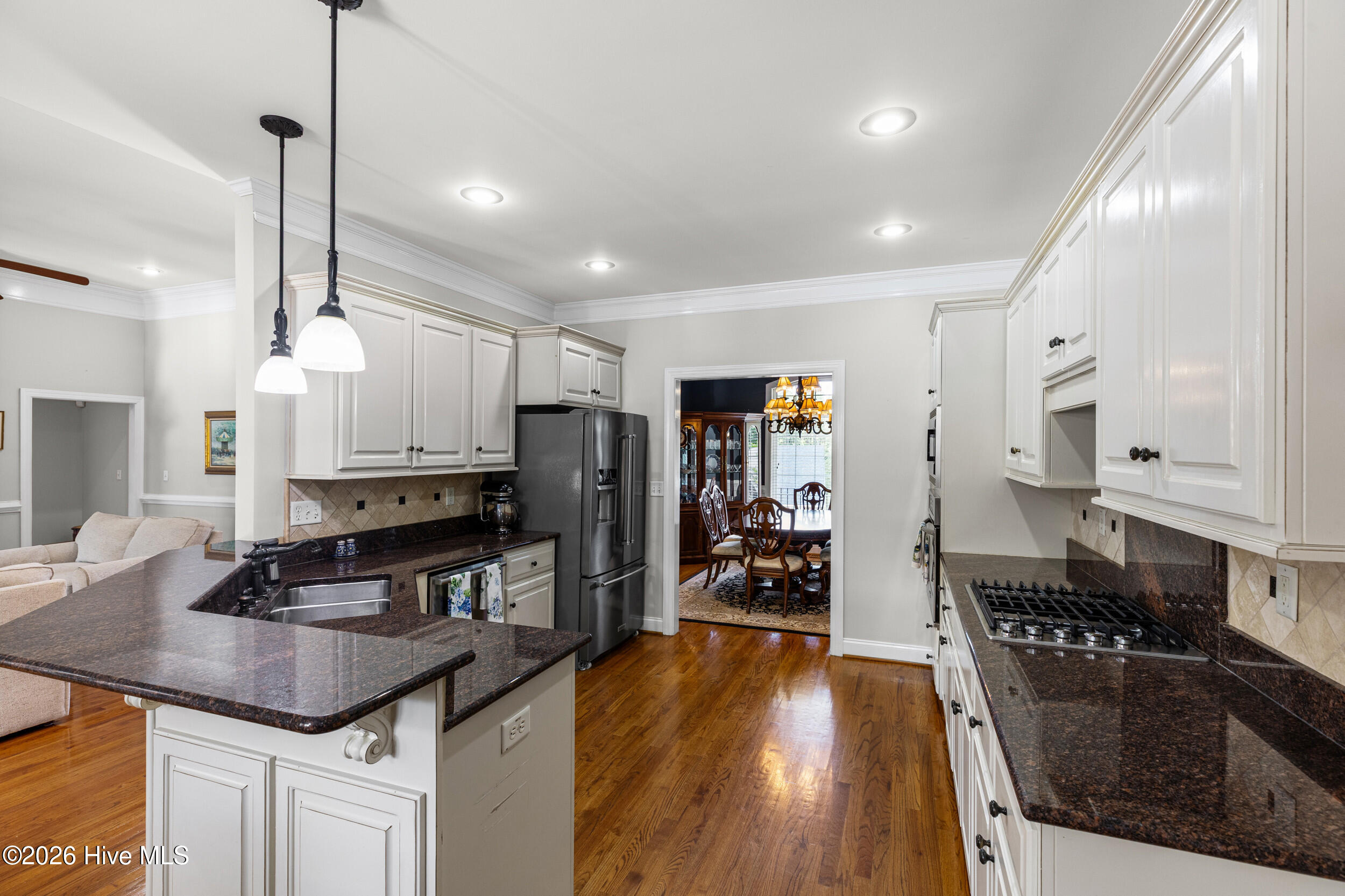 152 Kestwick Drive E
