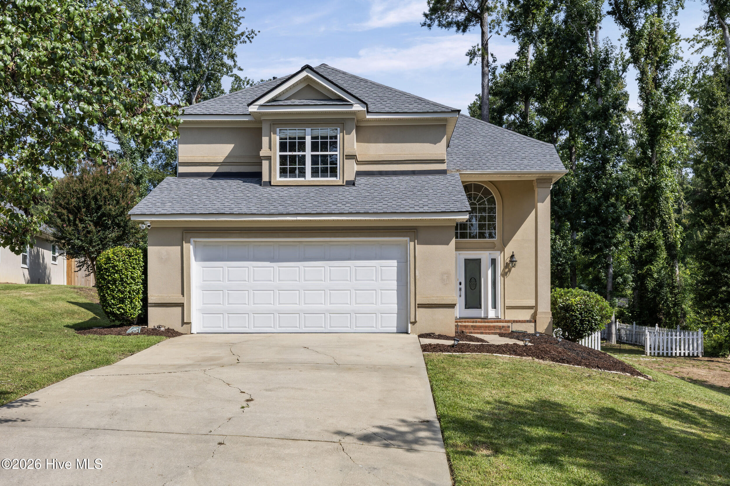 528 Oak Brook Drive