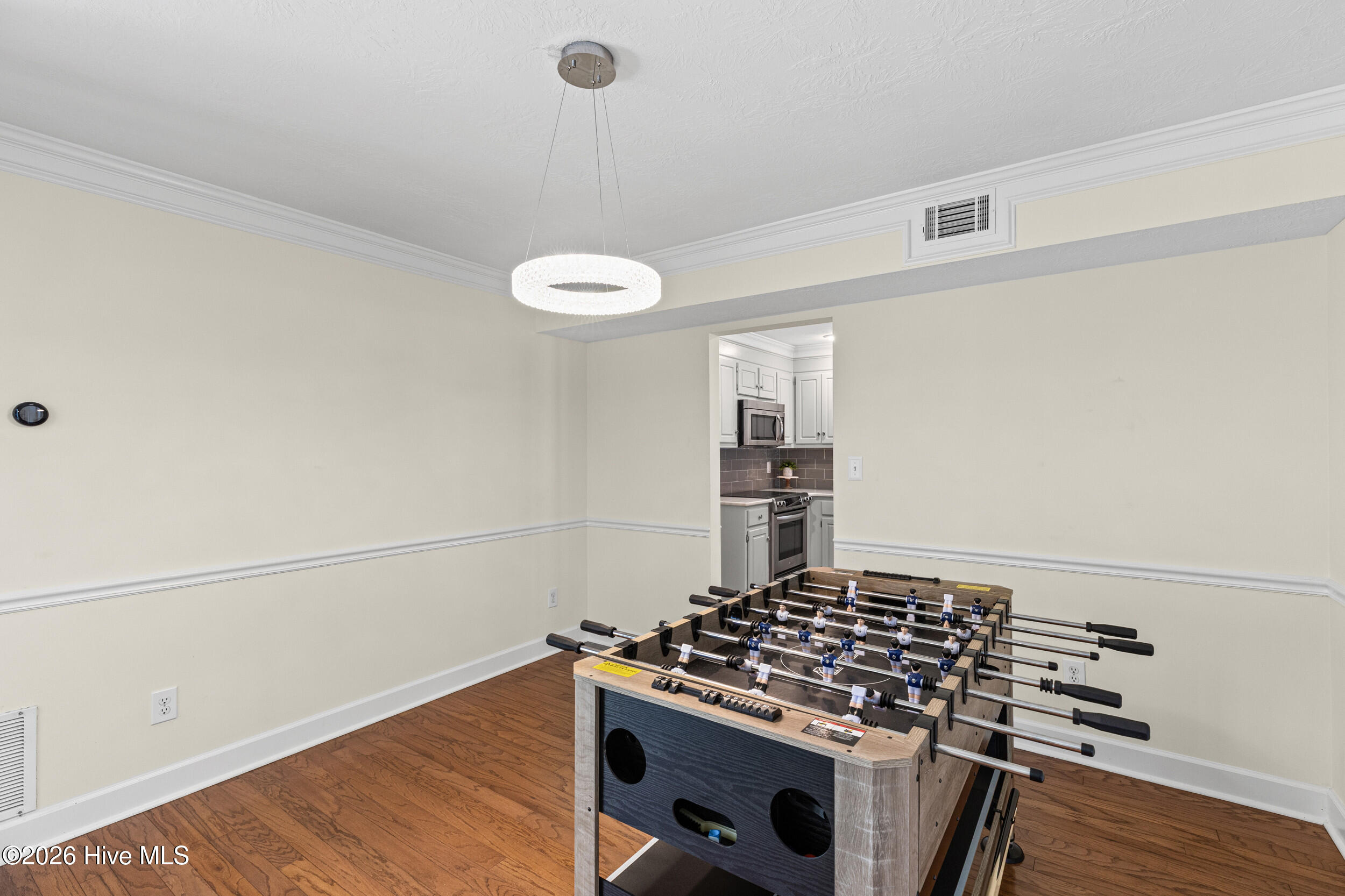 528 Oak Brook Drive