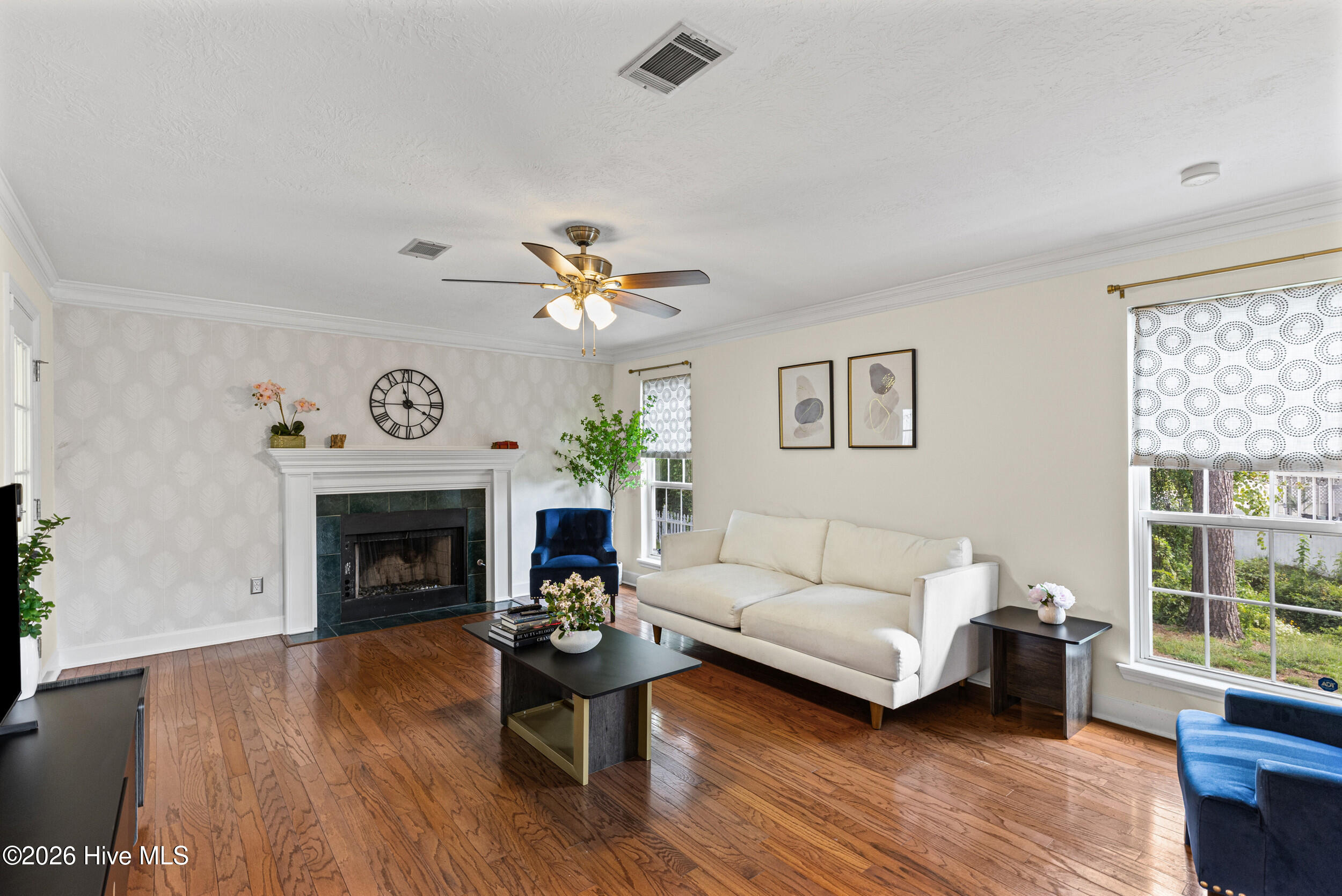 528 Oak Brook Drive