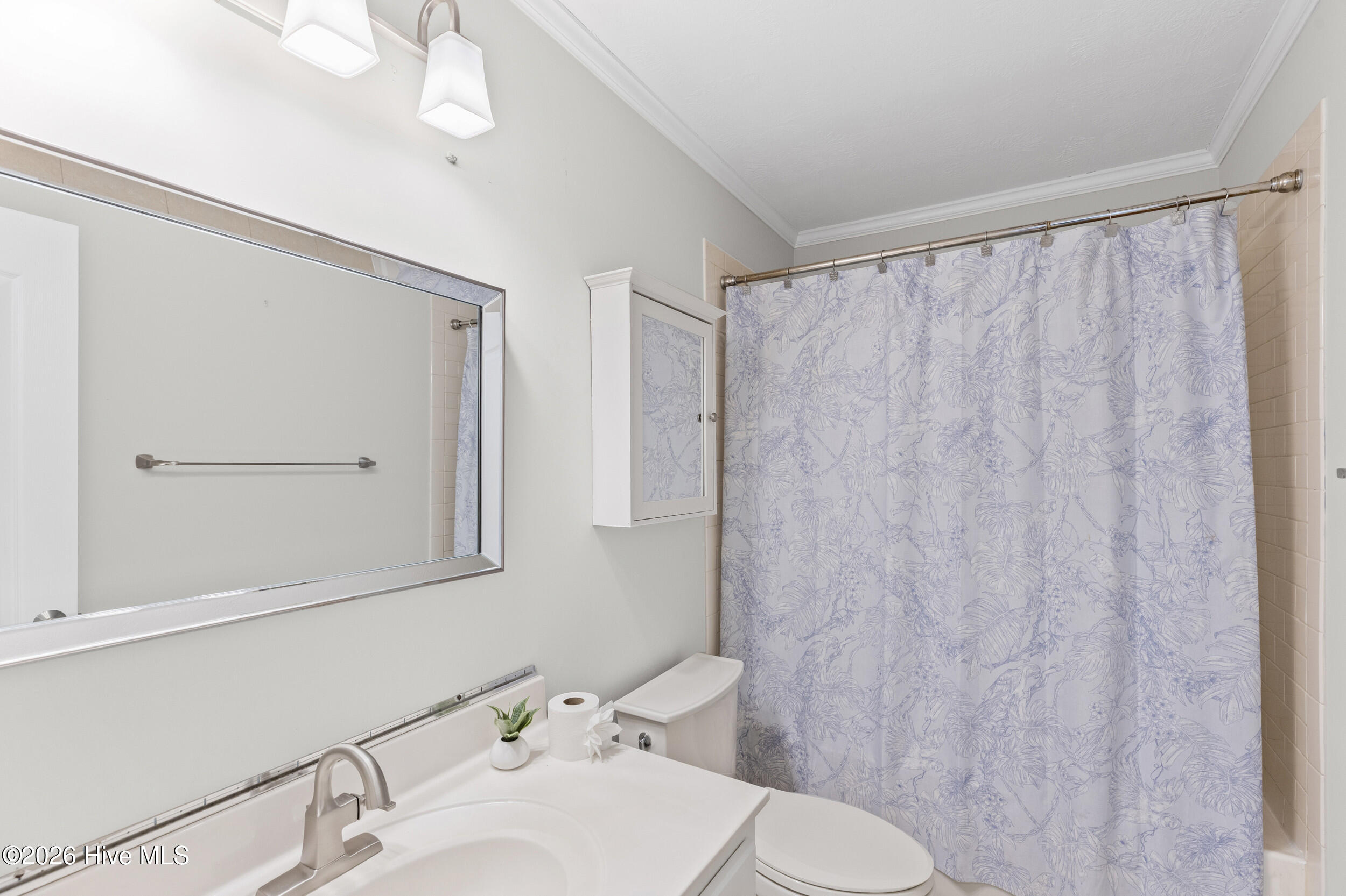528 Oak Brook Drive