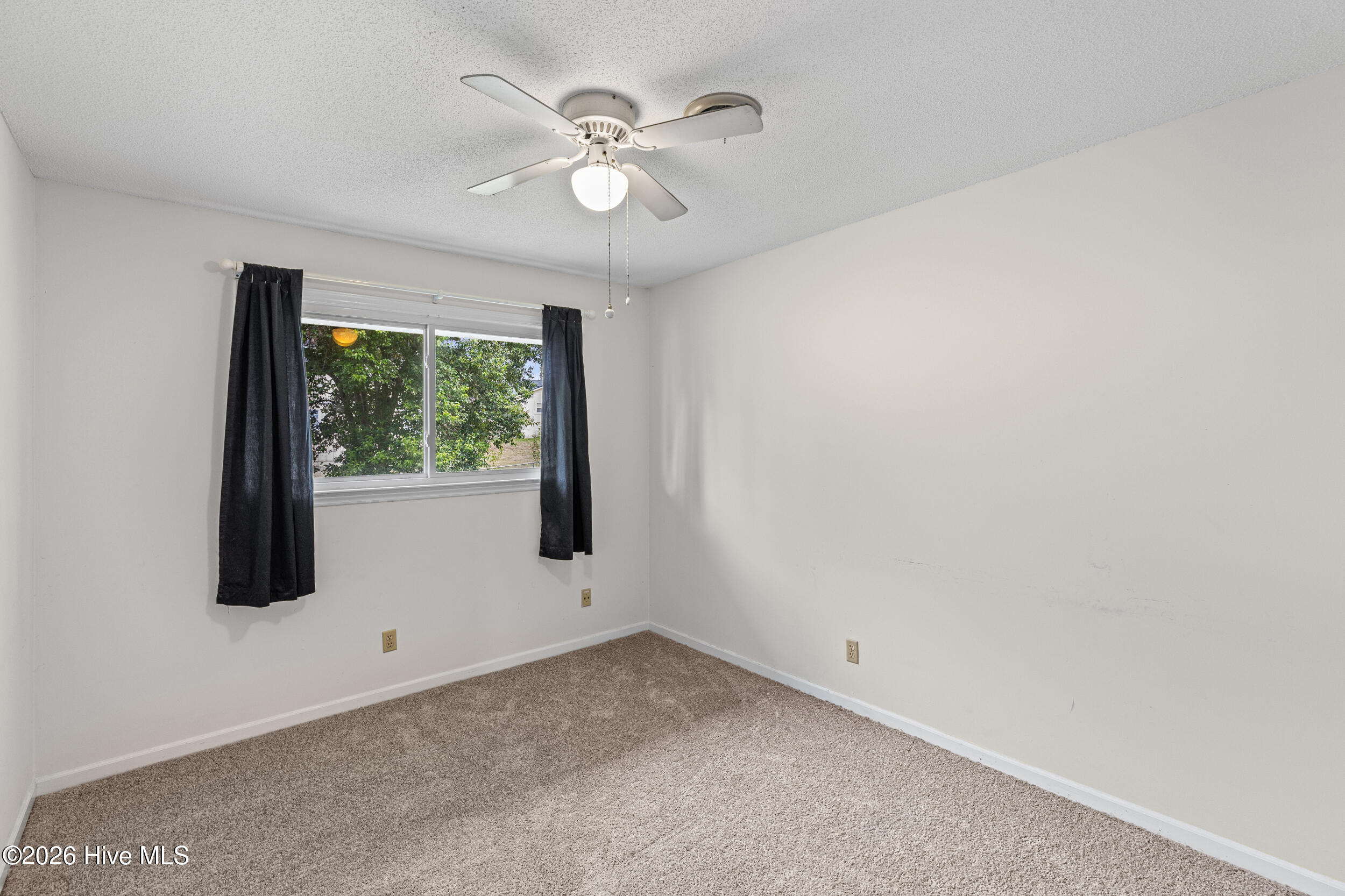 306 E Wynngate Drive