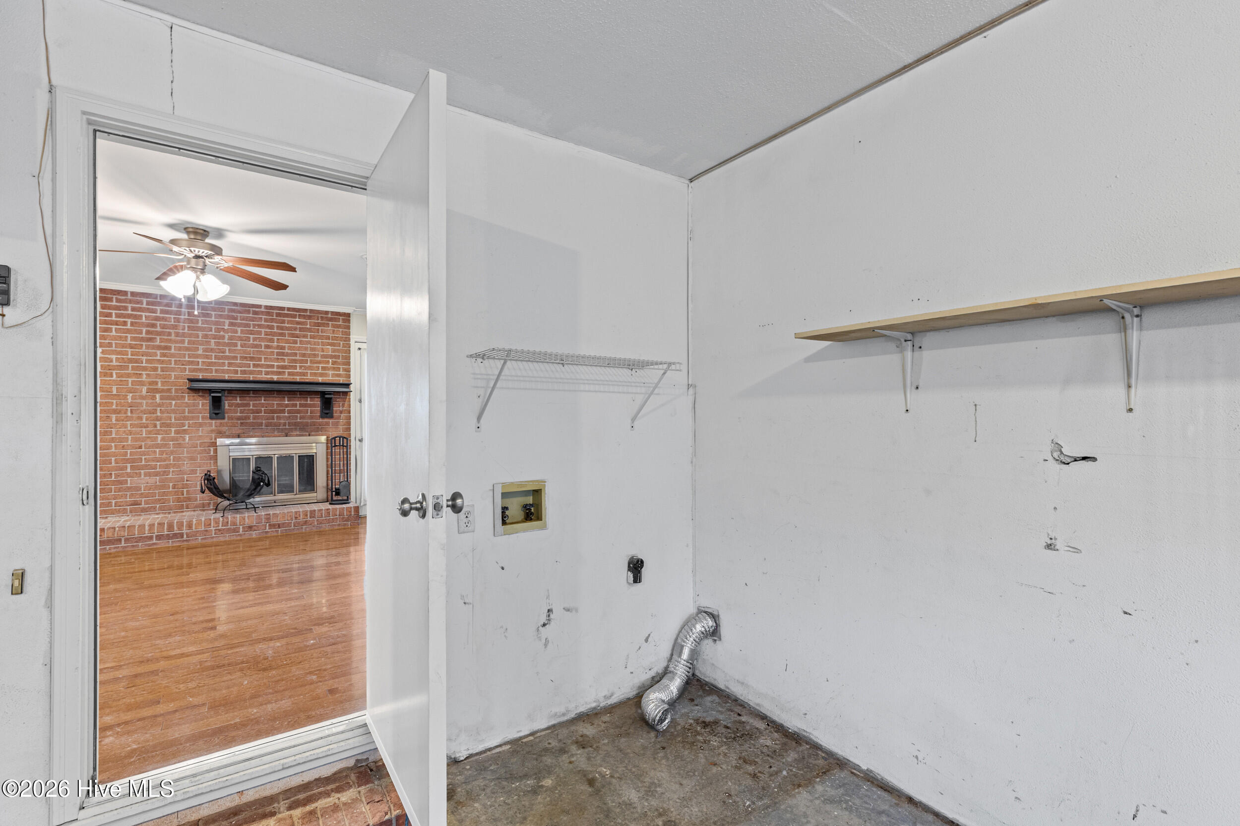 306 E Wynngate Drive