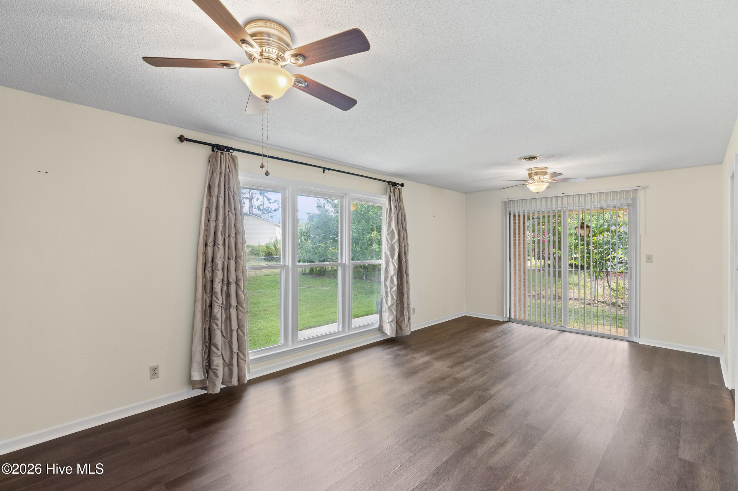 306 E Wynngate Drive