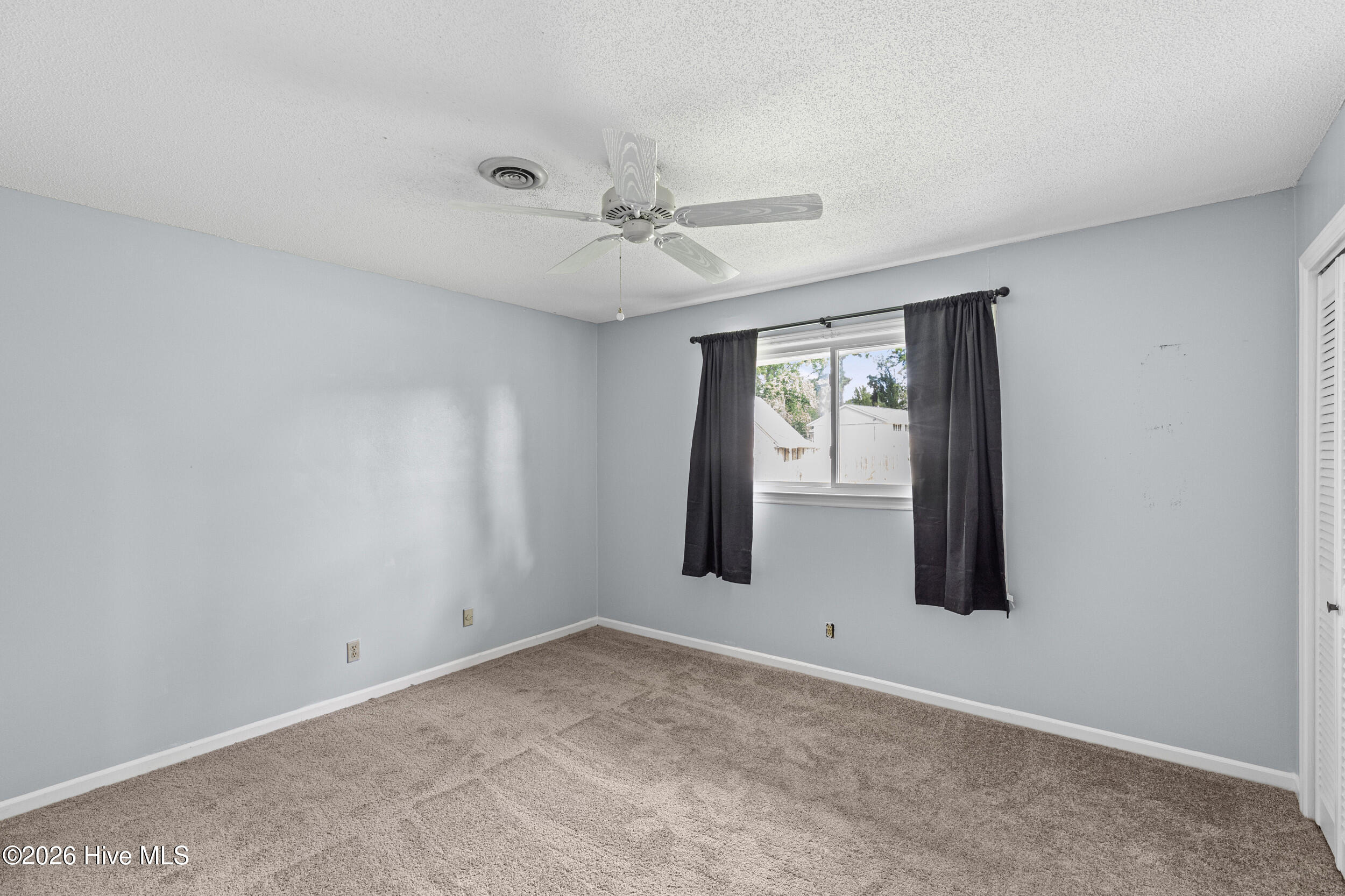 306 E Wynngate Drive