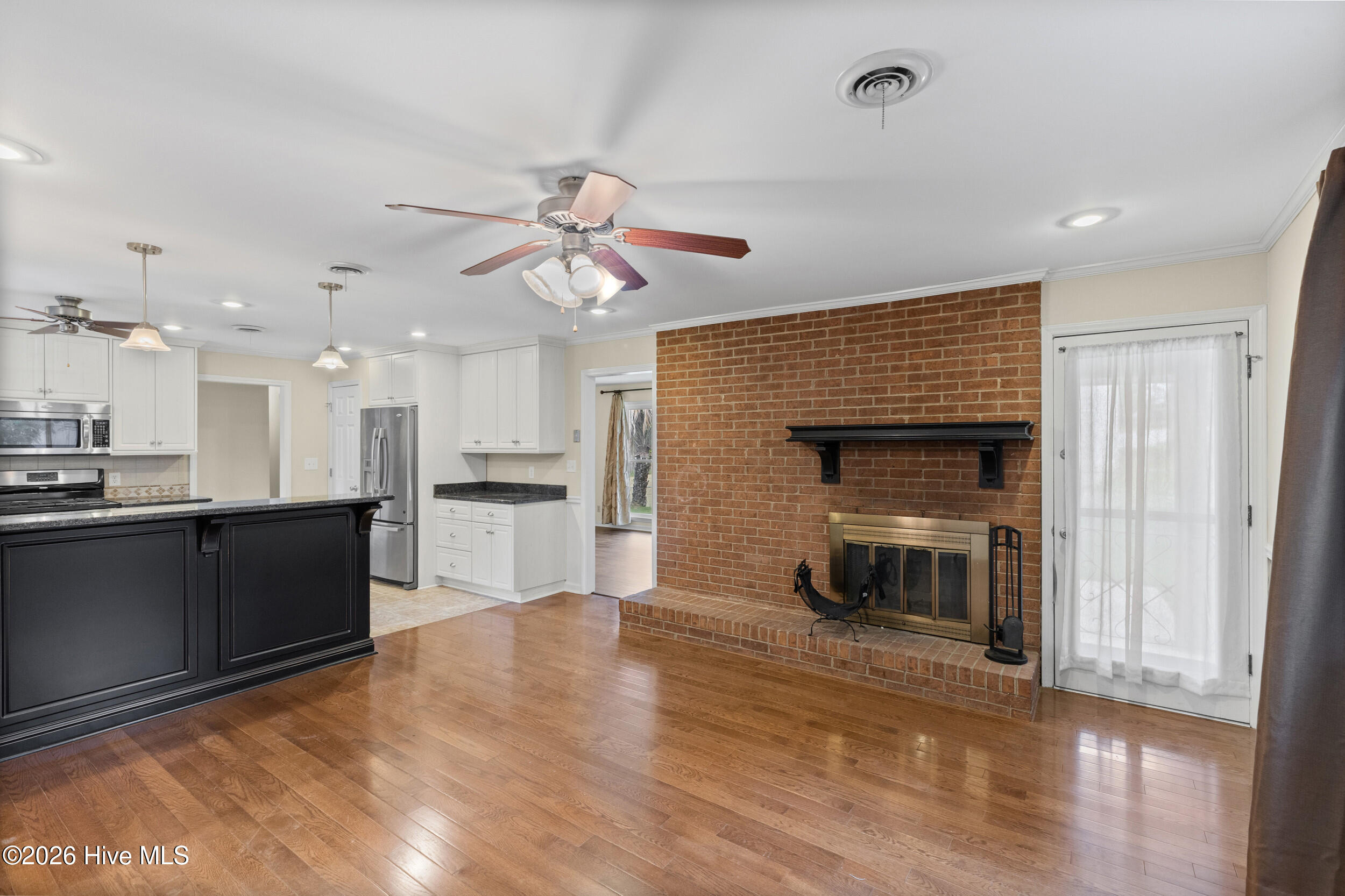 306 E Wynngate Drive