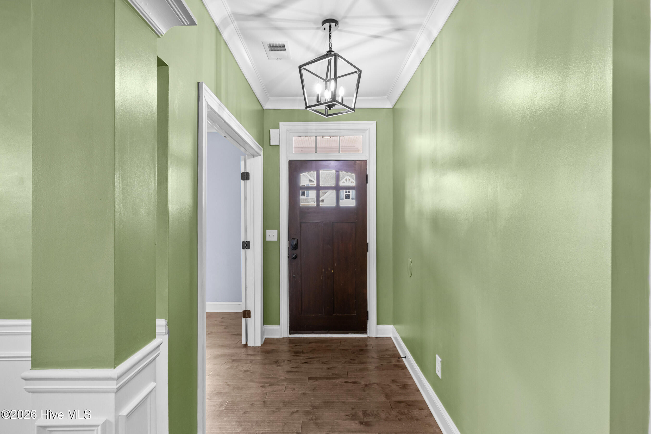 5613 Sunbury Loop