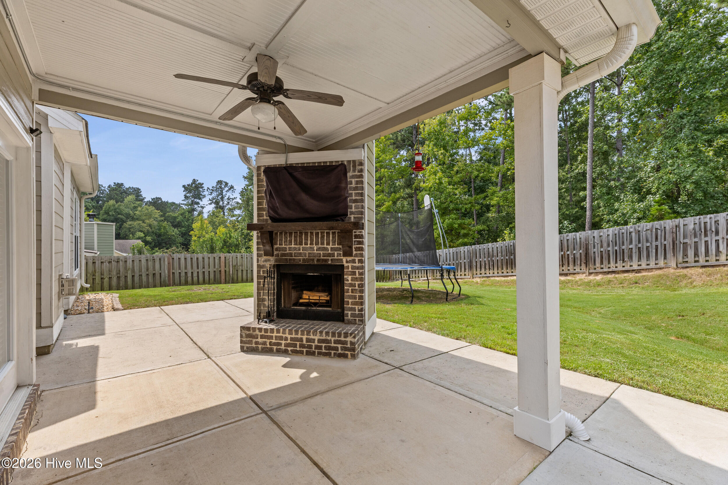 5613 Sunbury Loop