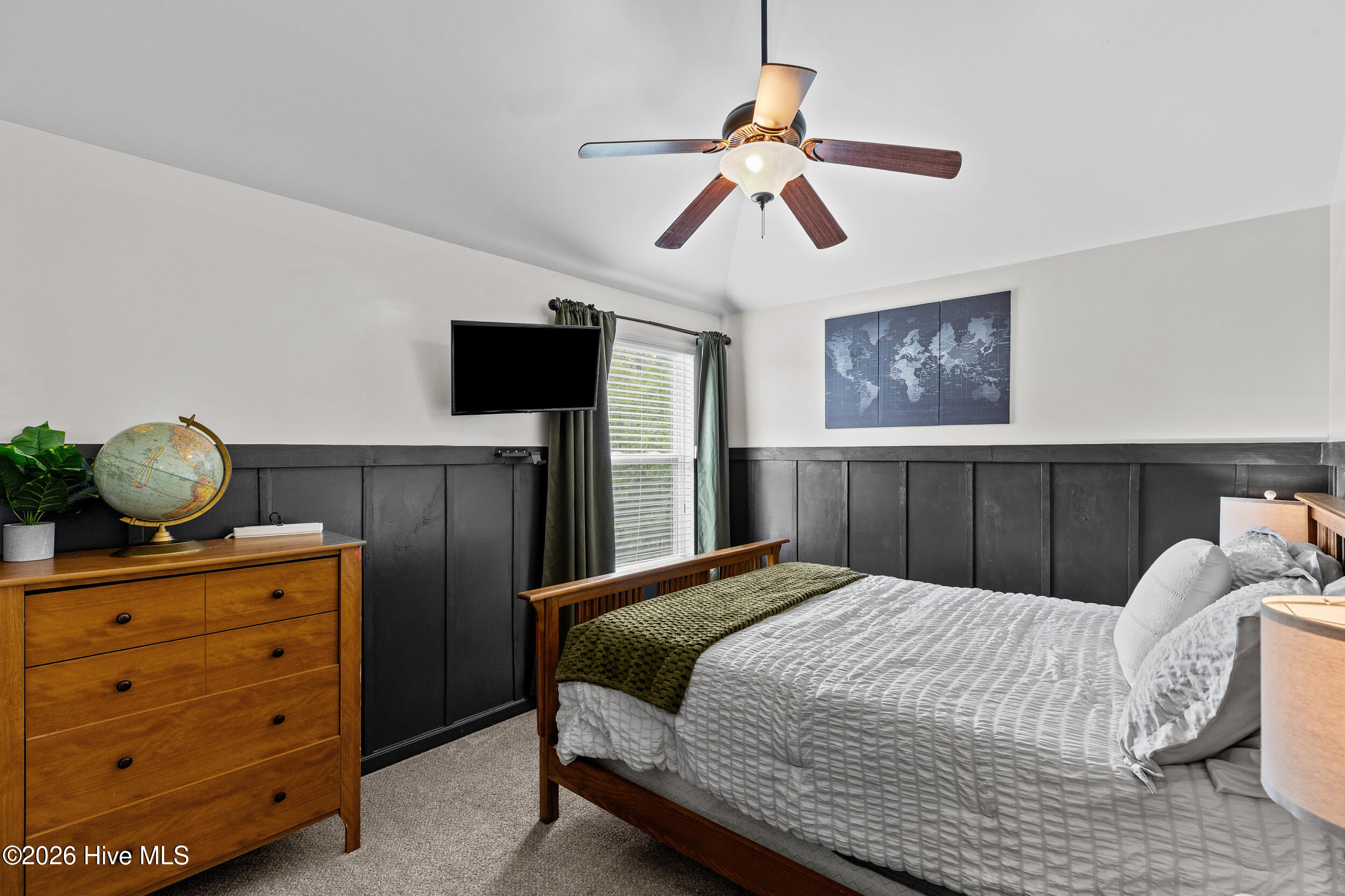 5613 Sunbury Loop