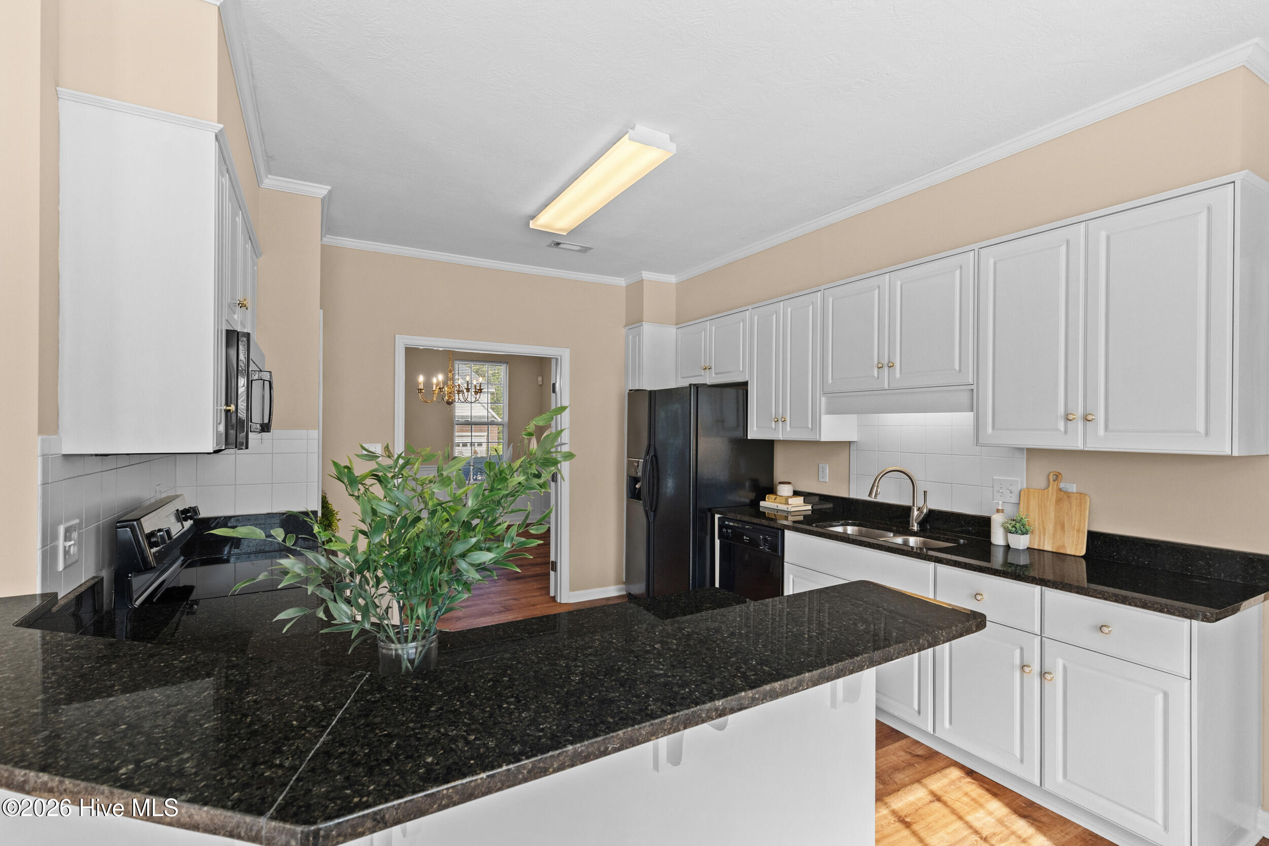 352 Heath Way