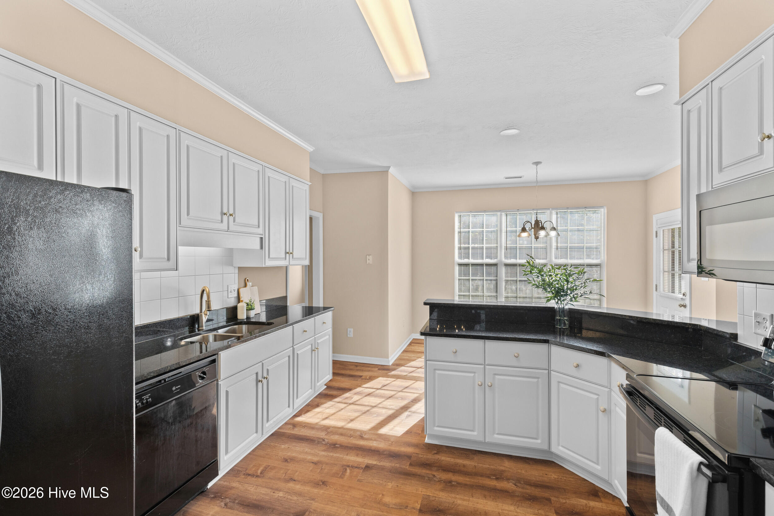 352 Heath Way