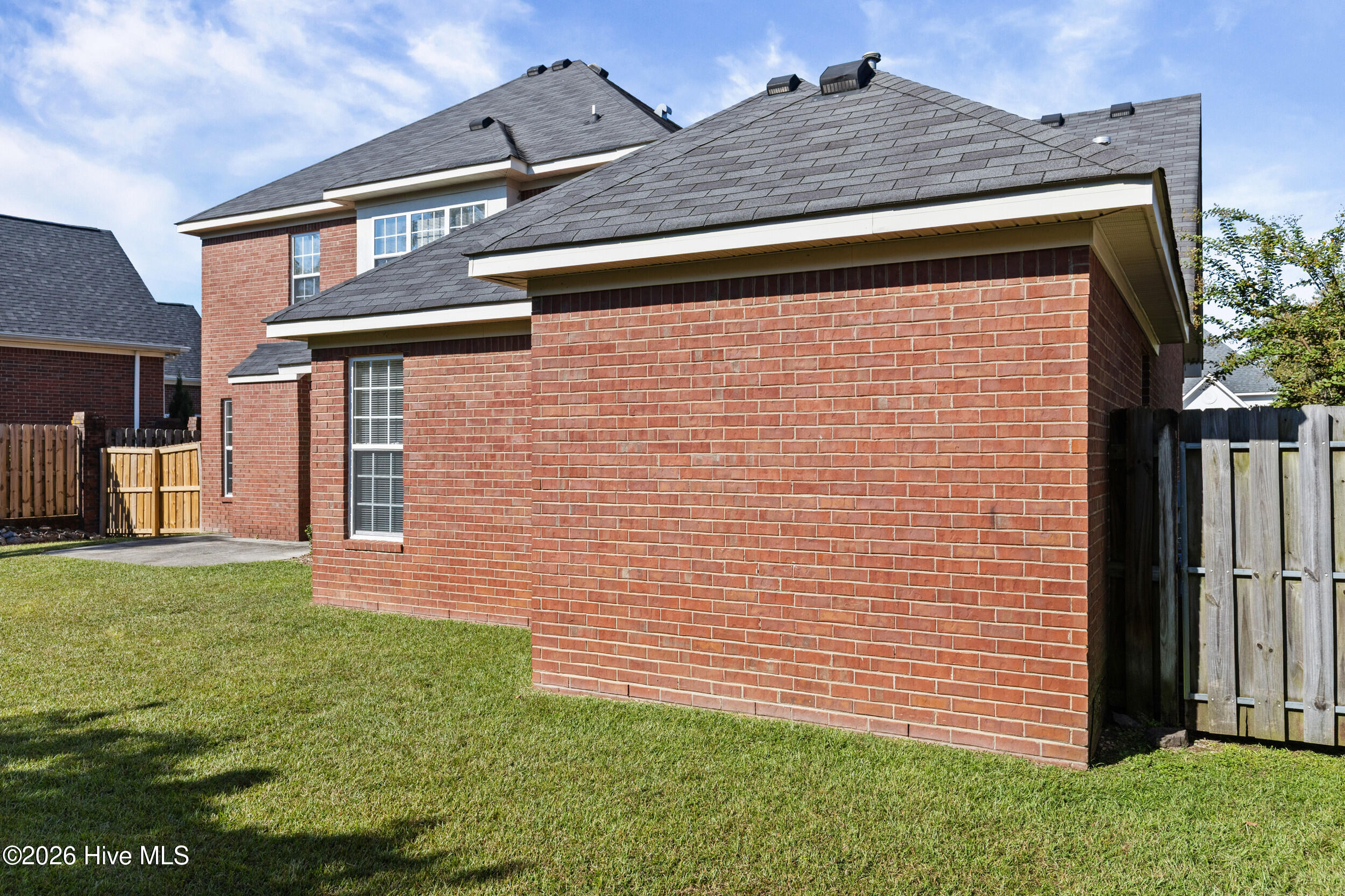 352 Heath Way