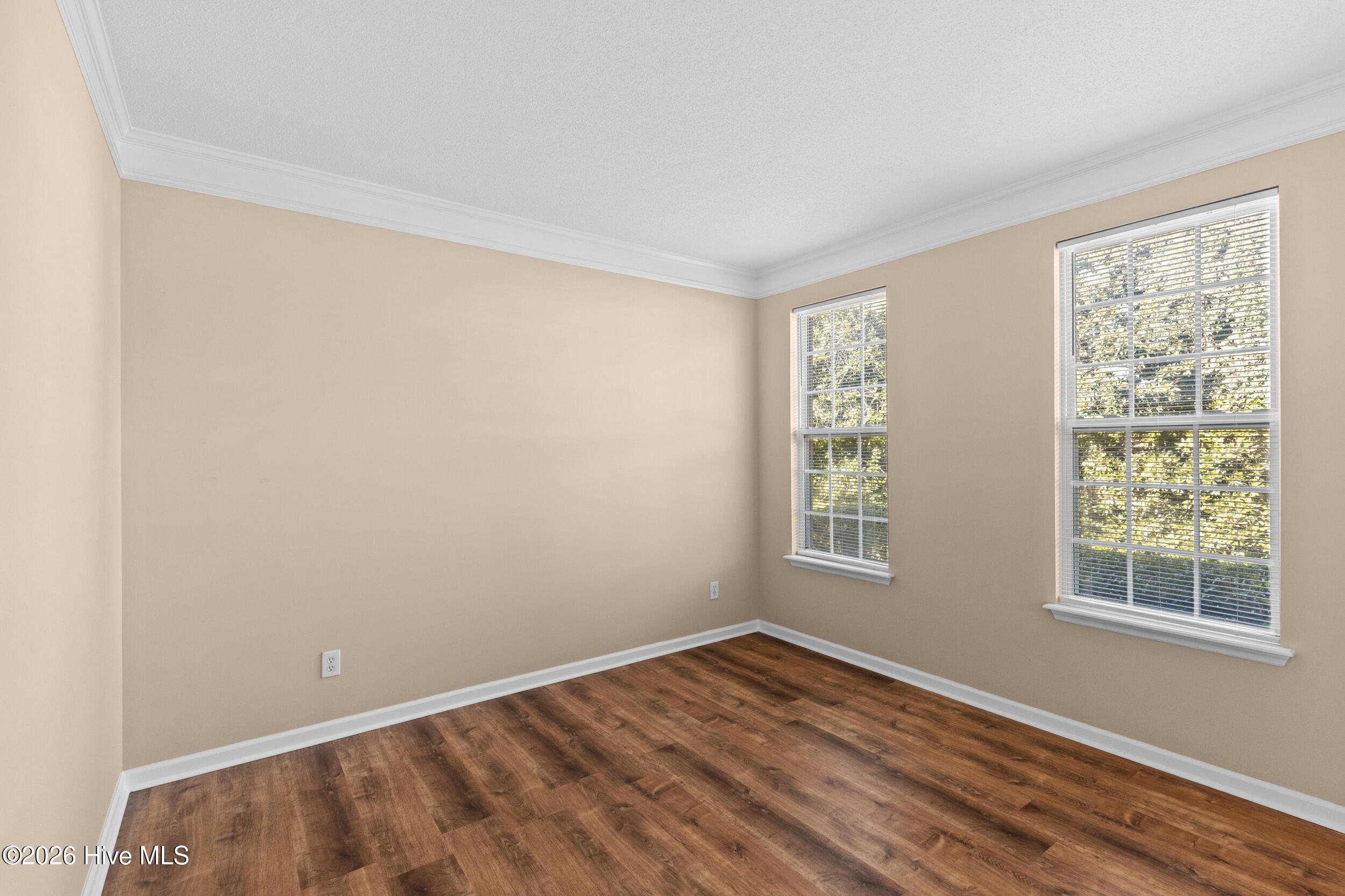 352 Heath Way