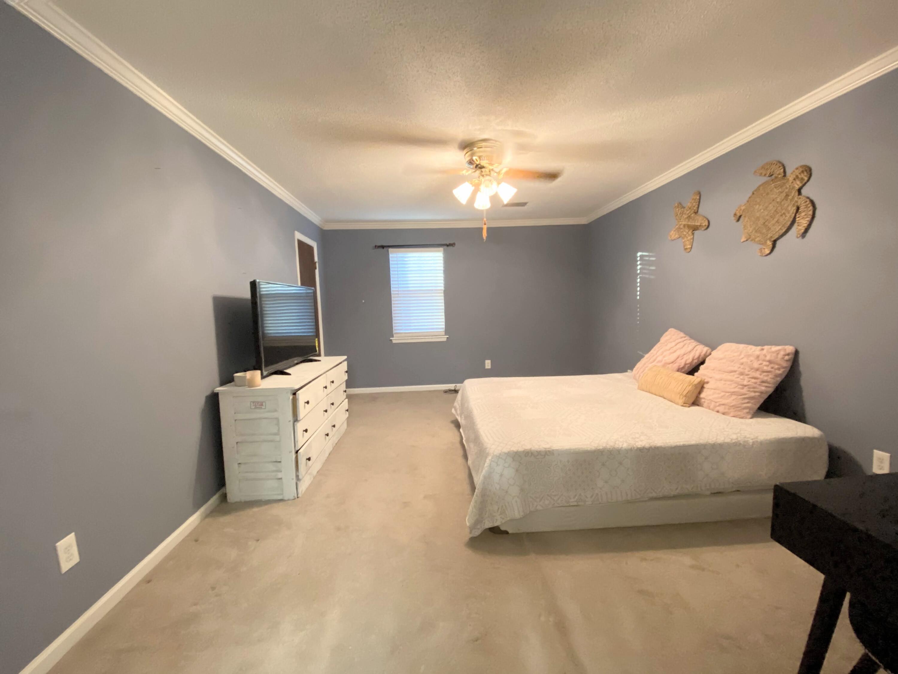4224 SPRUCE Lane