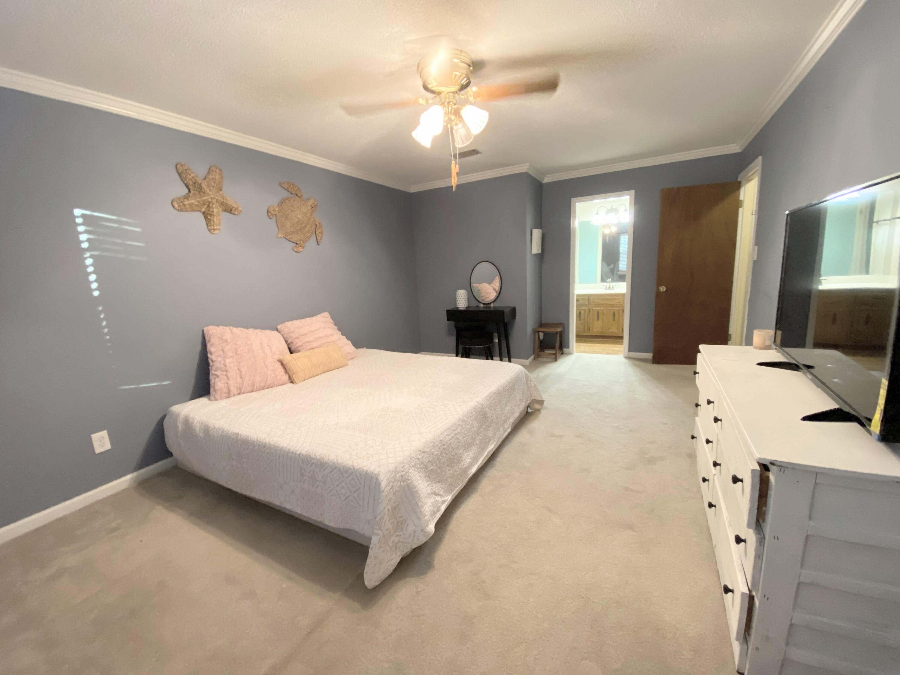 4224 SPRUCE Lane