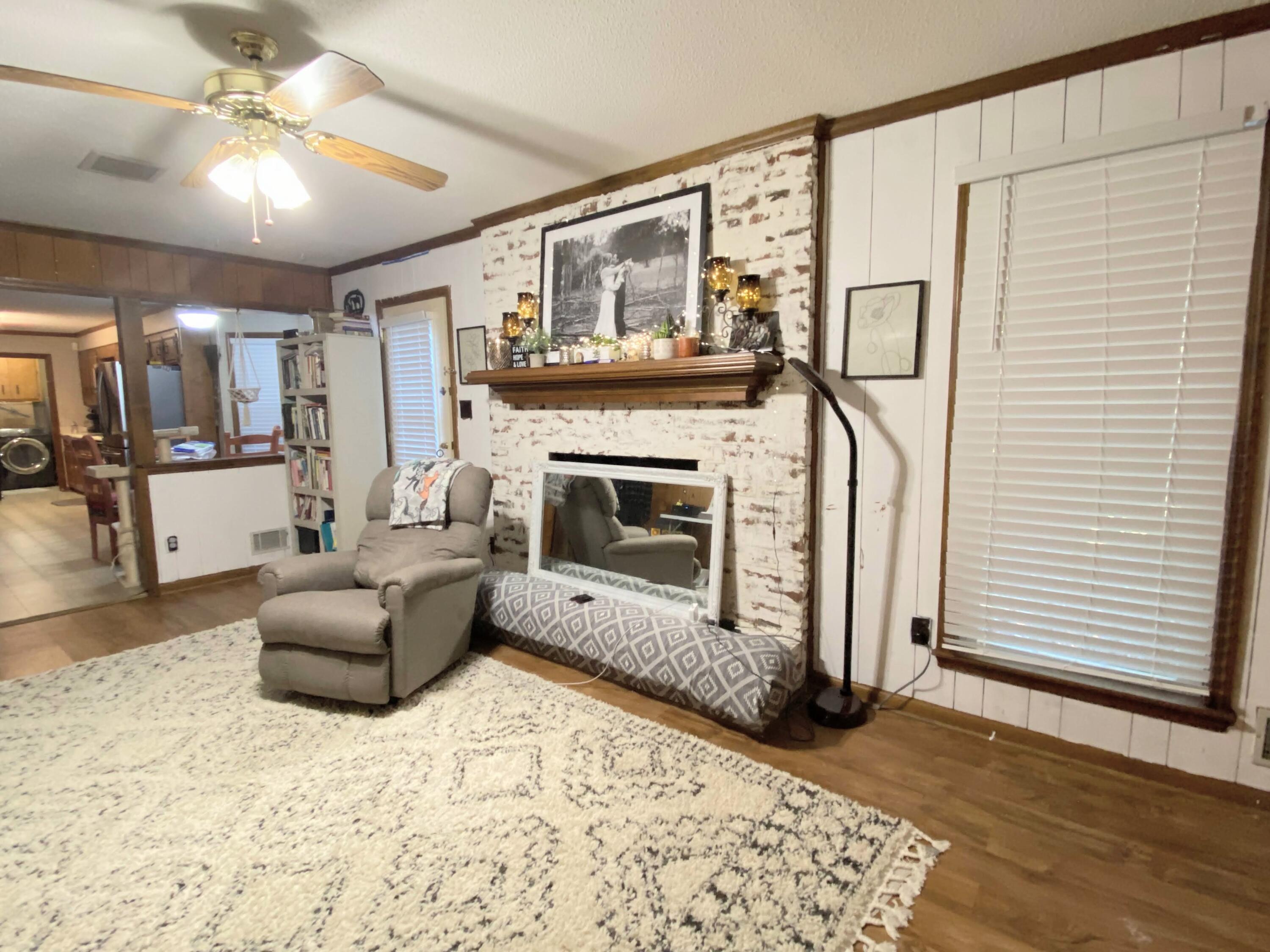 4224 SPRUCE Lane
