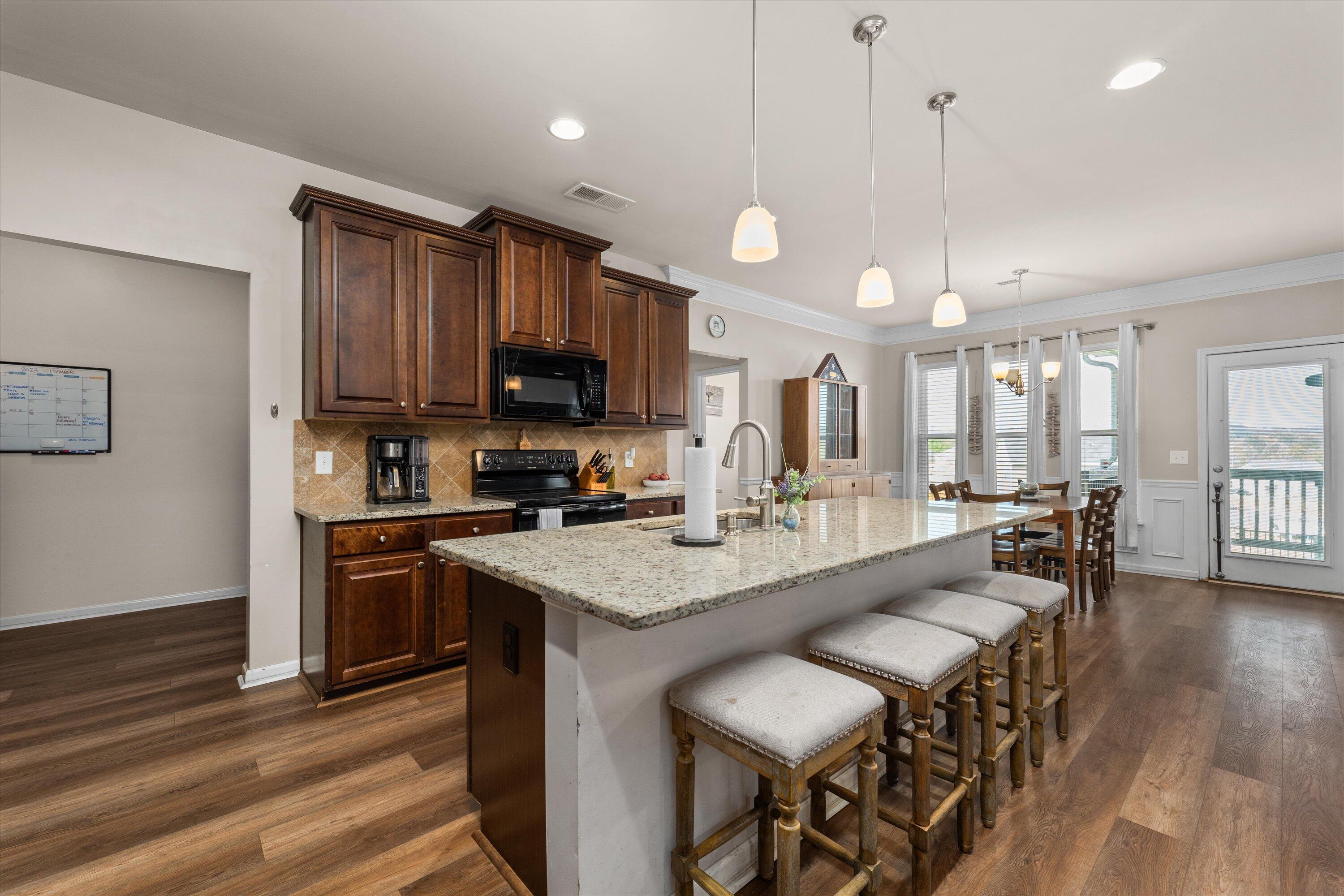 5025 VINE LANE Lane