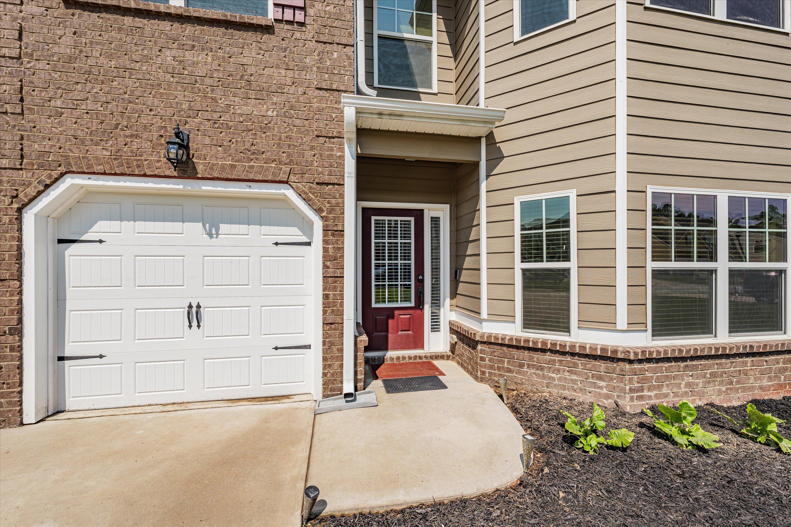 5025 VINE LANE Lane