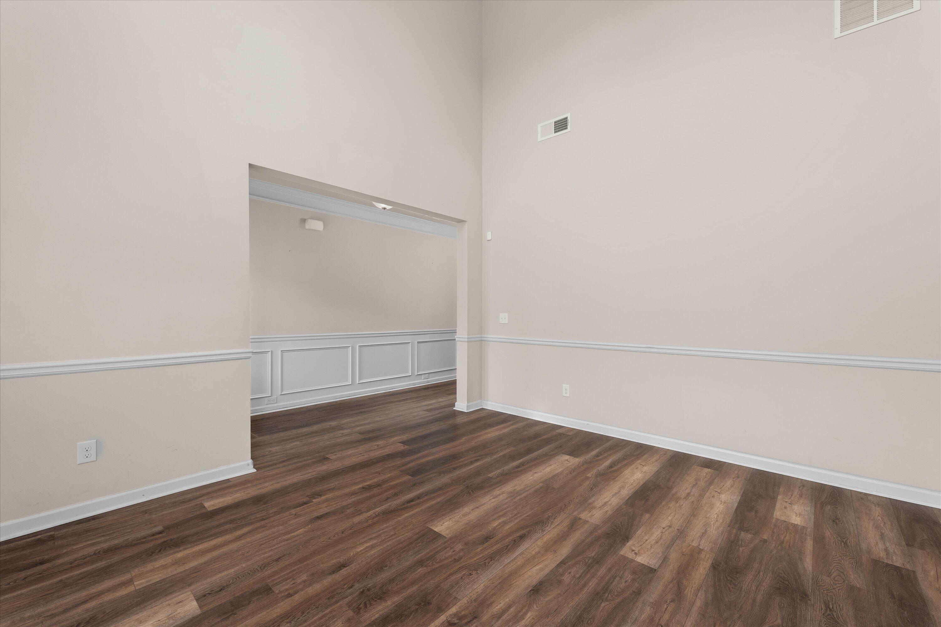5025 VINE LANE Lane