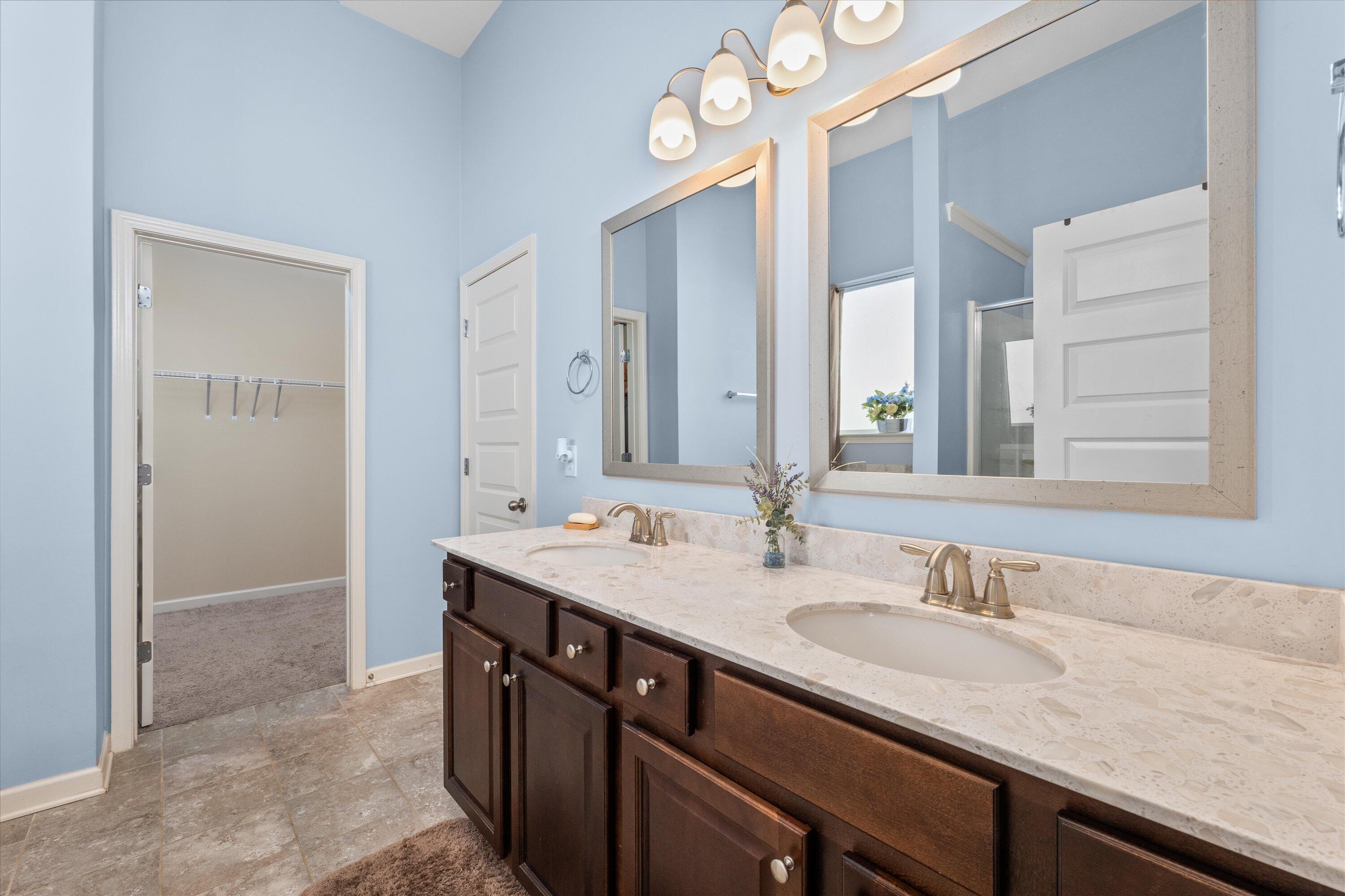5025 VINE LANE Lane