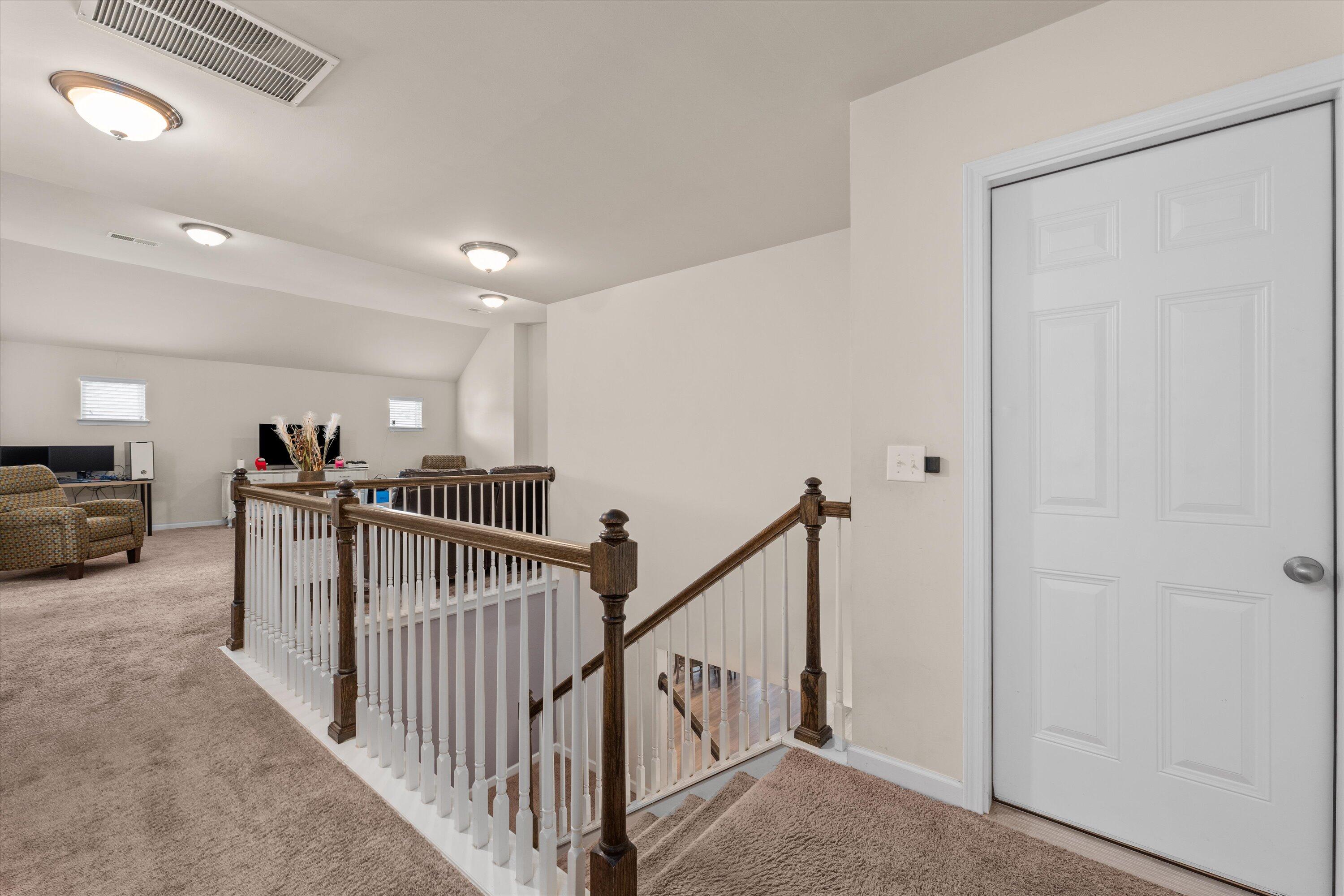 5025 VINE LANE Lane