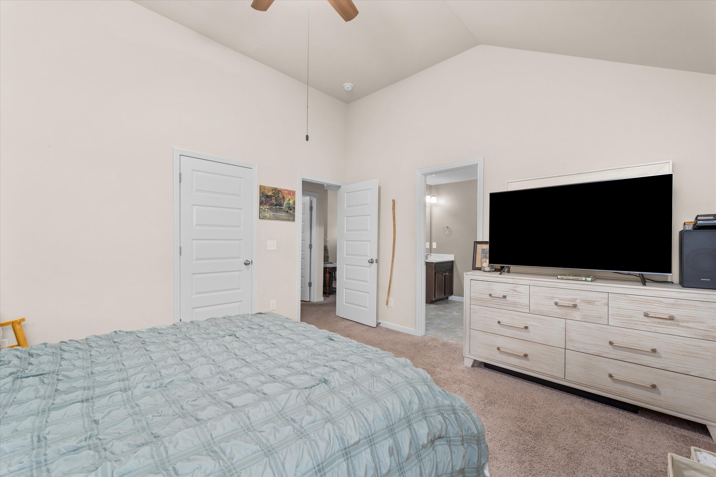 5025 VINE LANE Lane