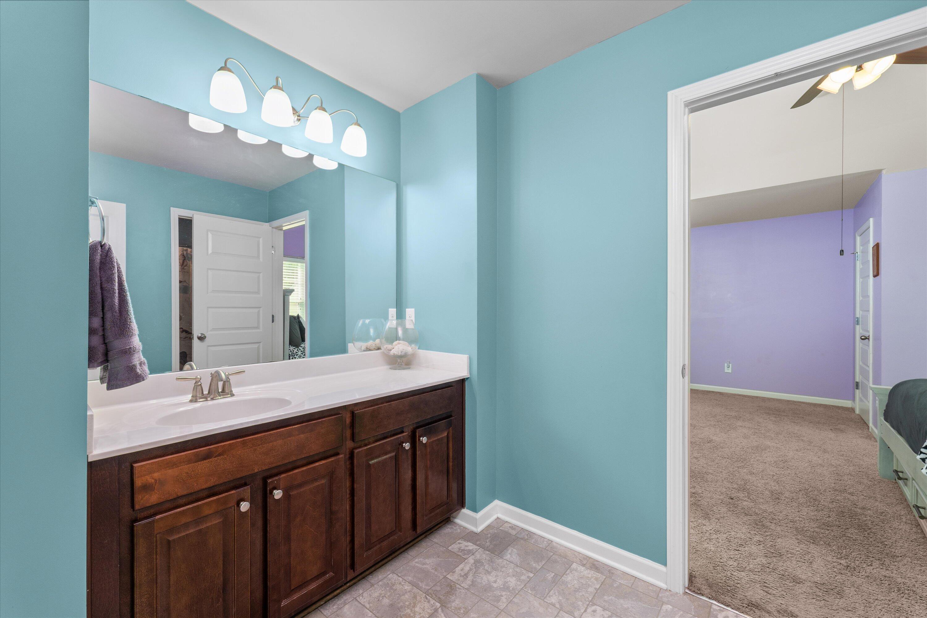 5025 VINE LANE Lane