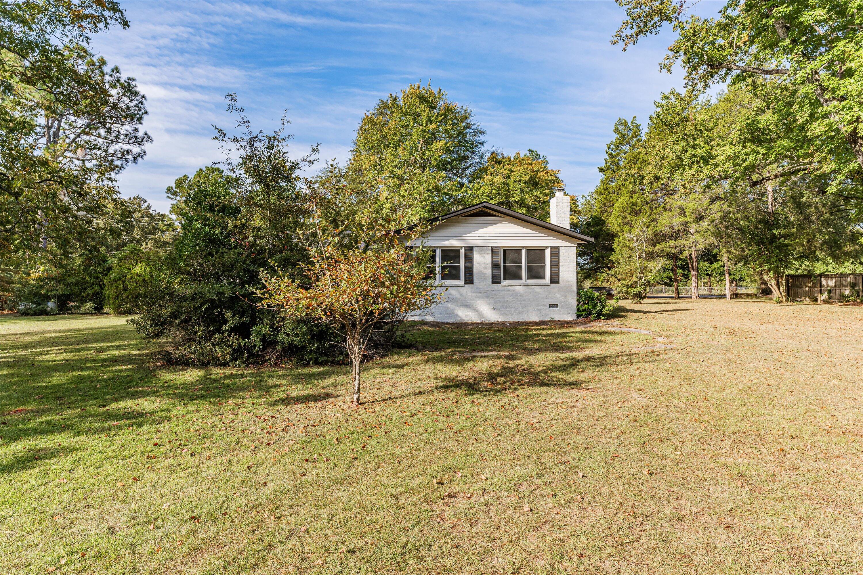 571 LAMKIN ROAD Road