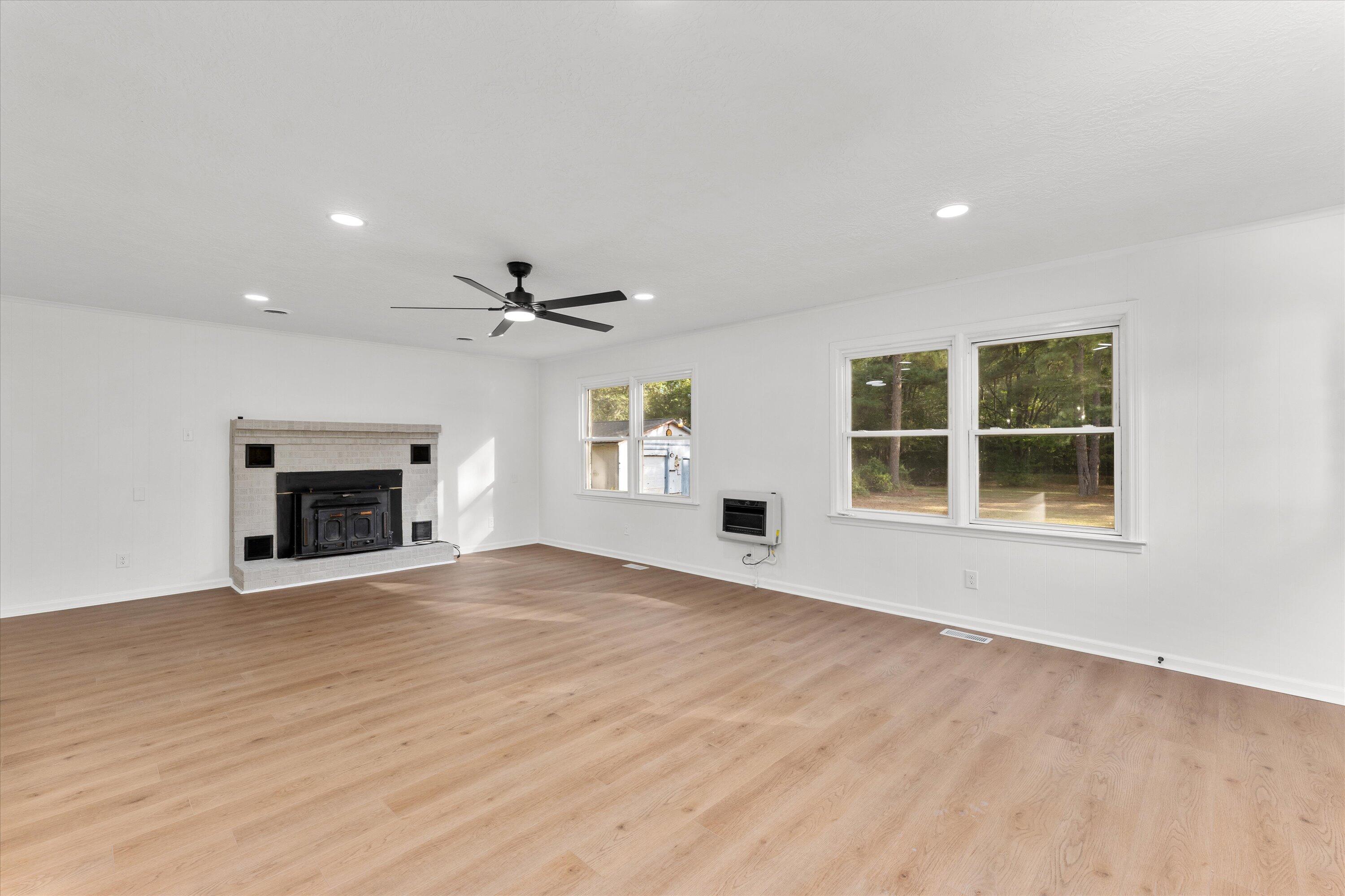 571 LAMKIN ROAD Road