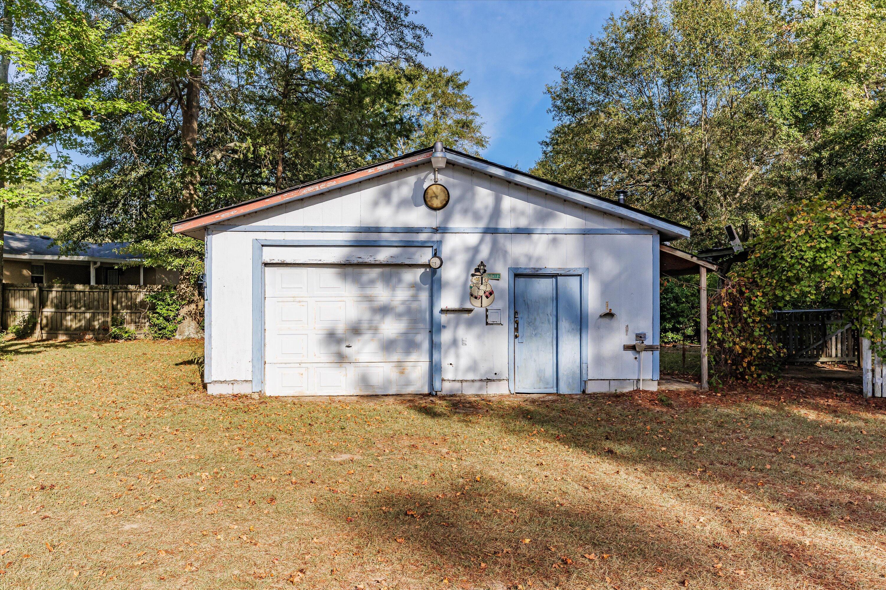 571 LAMKIN ROAD Road