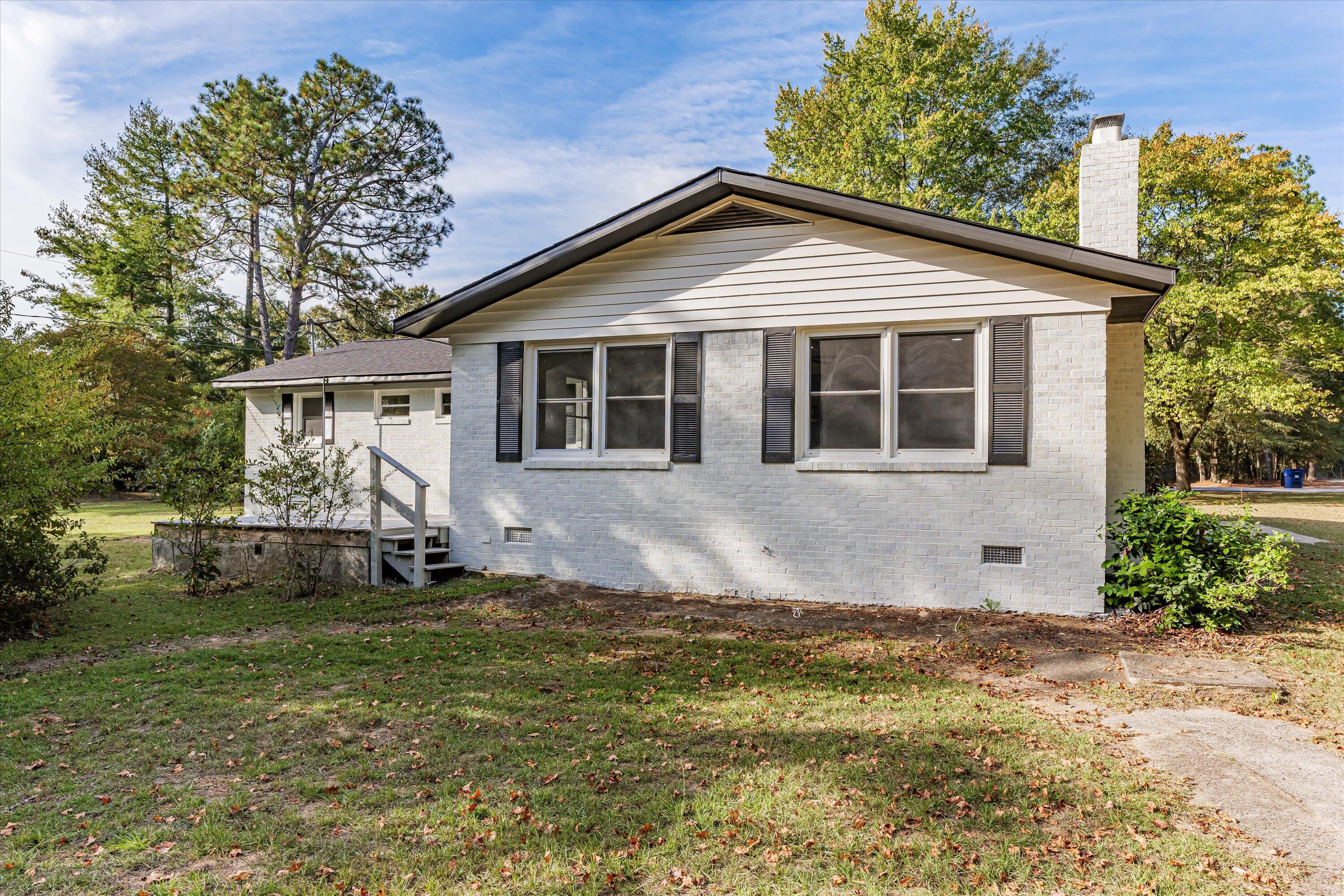 571 LAMKIN ROAD Road