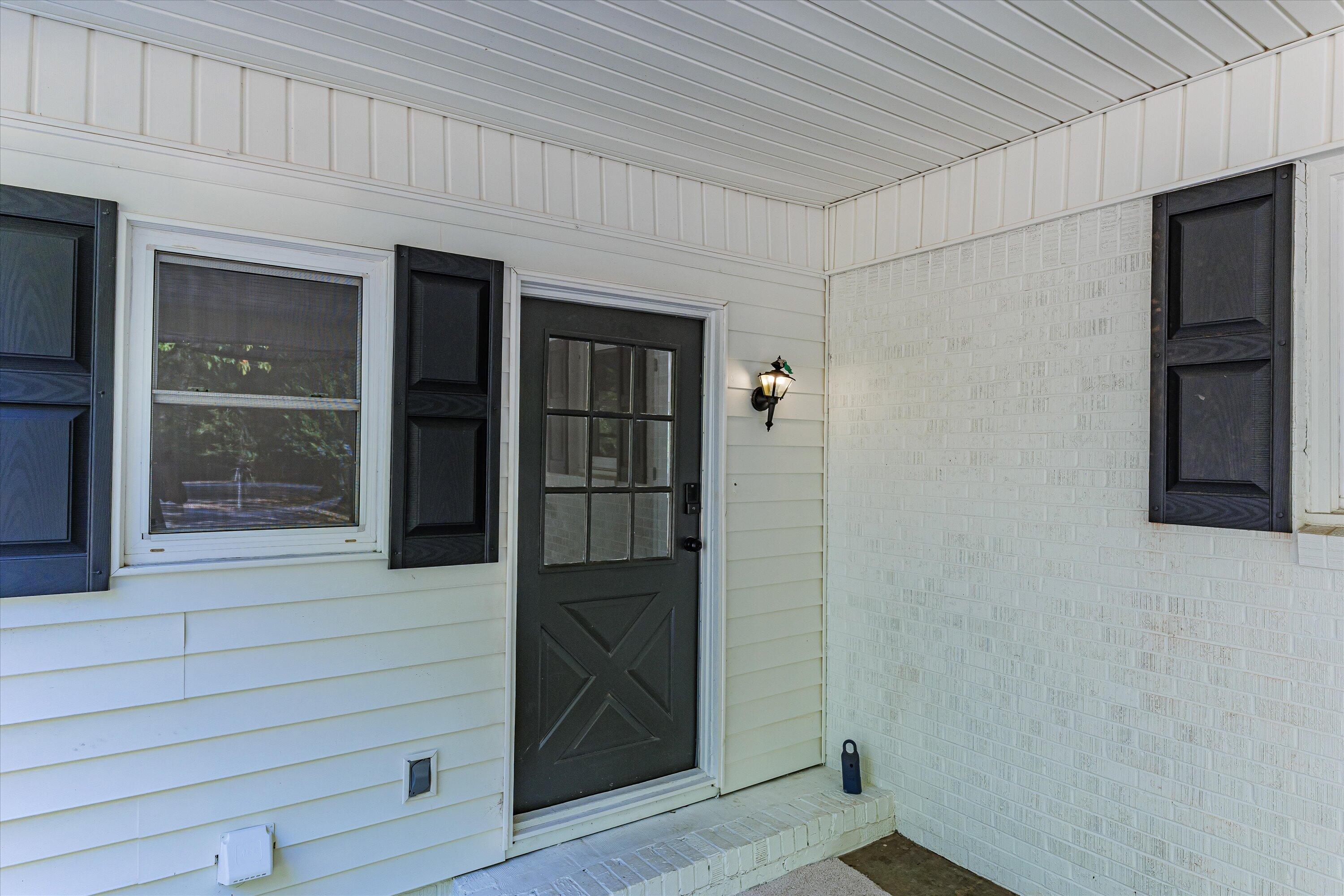 571 LAMKIN ROAD Road
