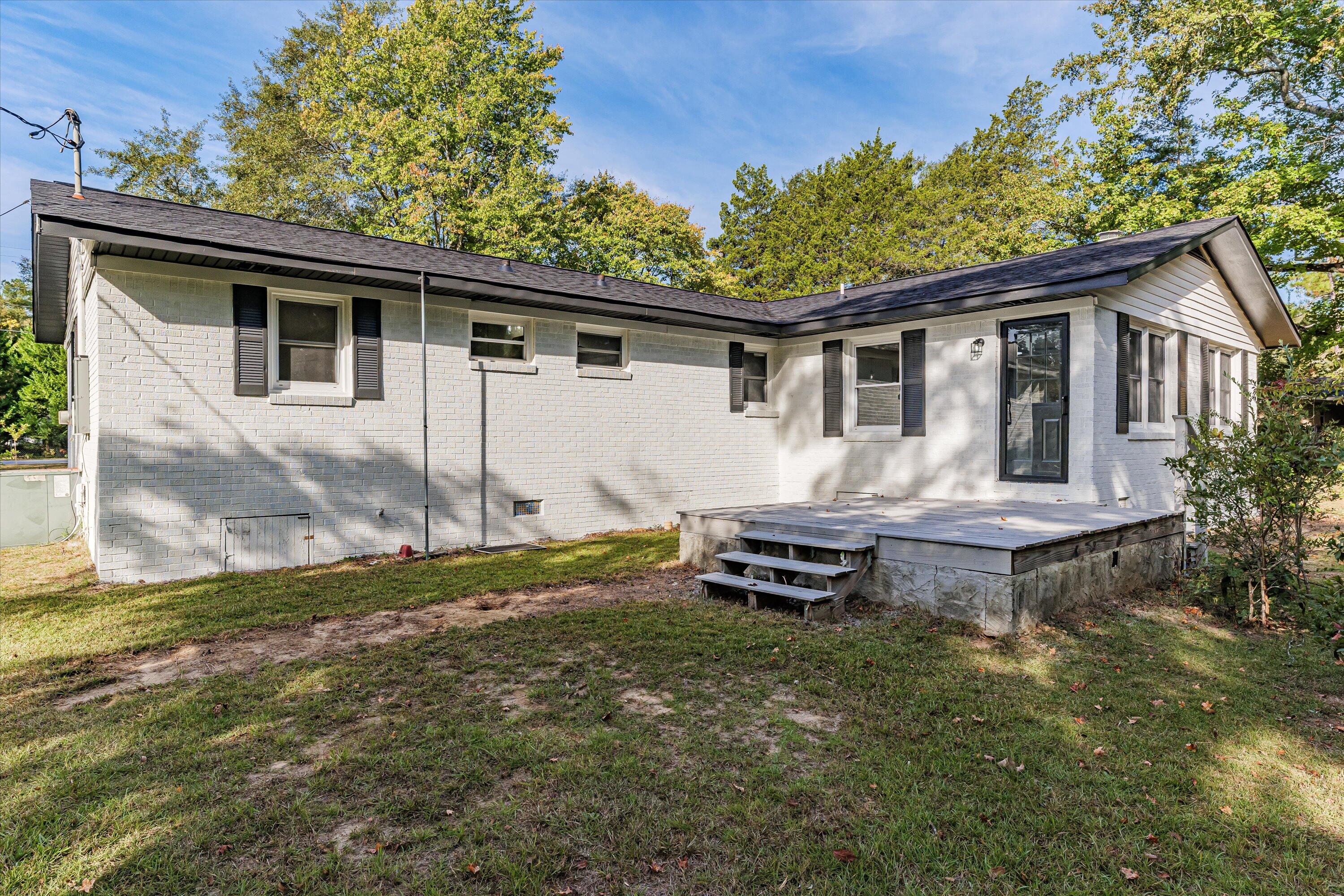 571 LAMKIN ROAD Road