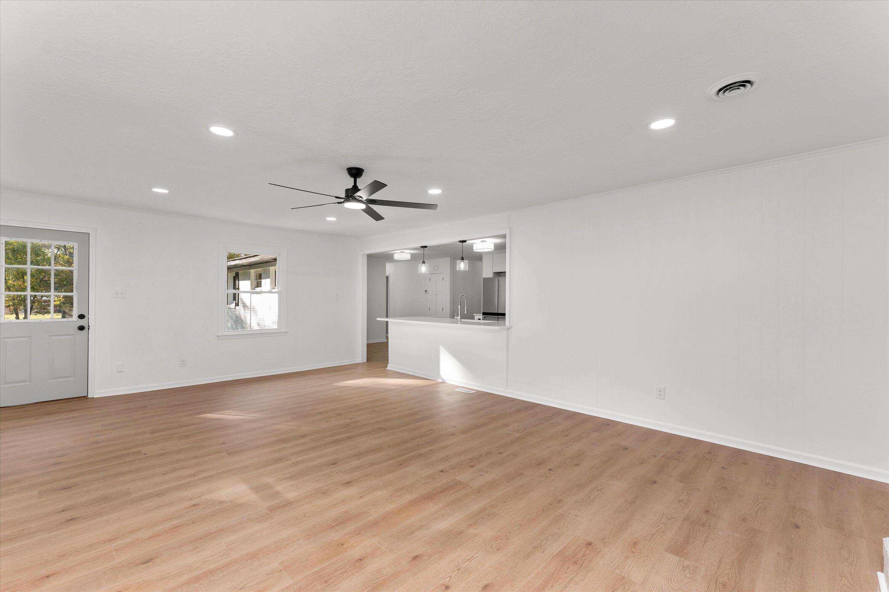 571 LAMKIN ROAD Road