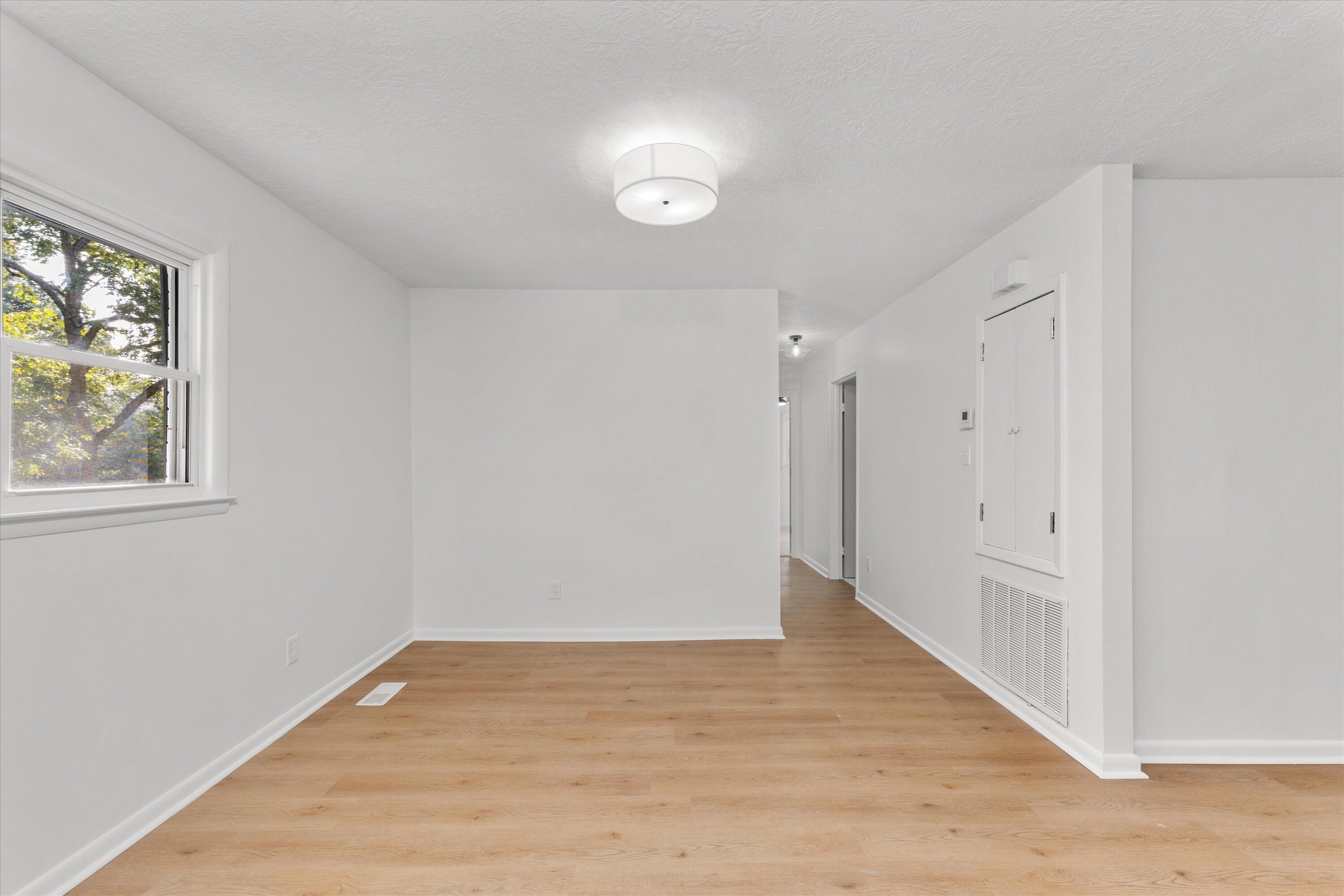 571 LAMKIN ROAD Road