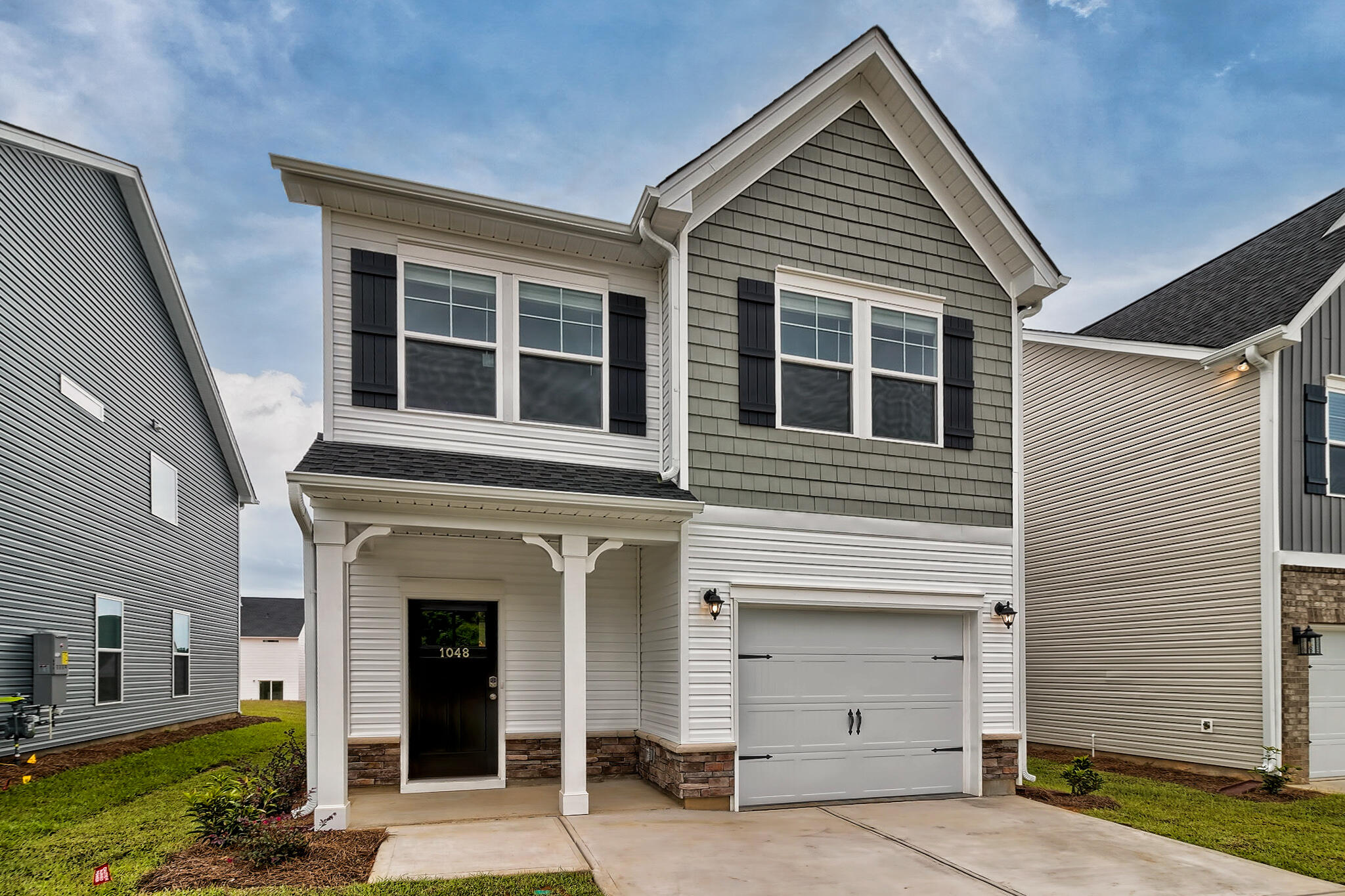 714 MANITOU Circle