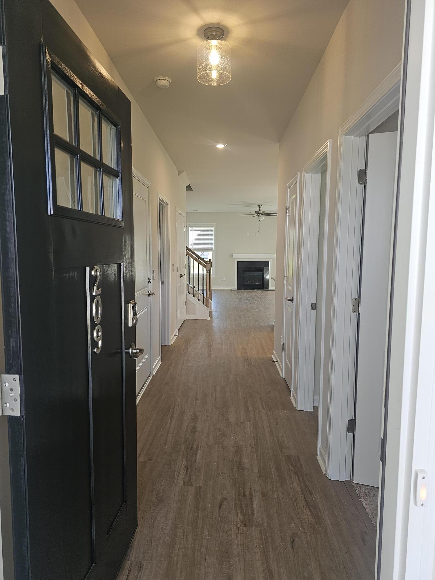 220 BLACK OAK Drive, 98