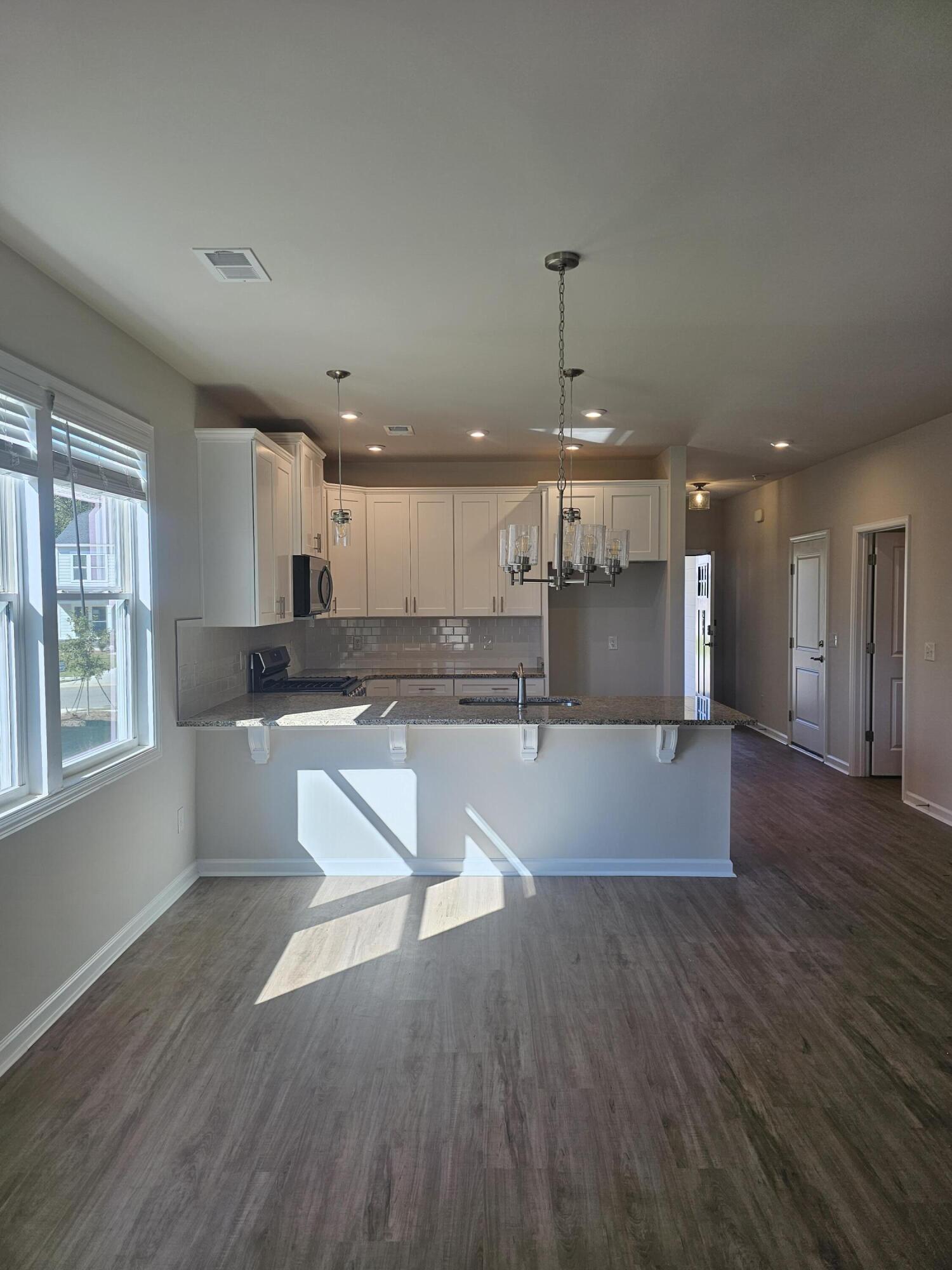 220 BLACK OAK Drive, 98