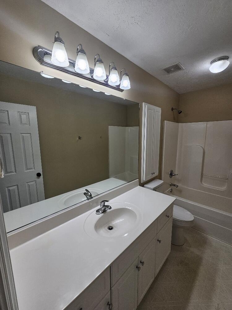 440 FLOWING CREEK Drive