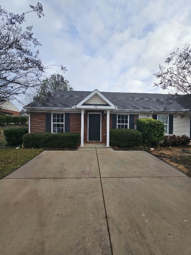 440 FLOWING CREEK Drive