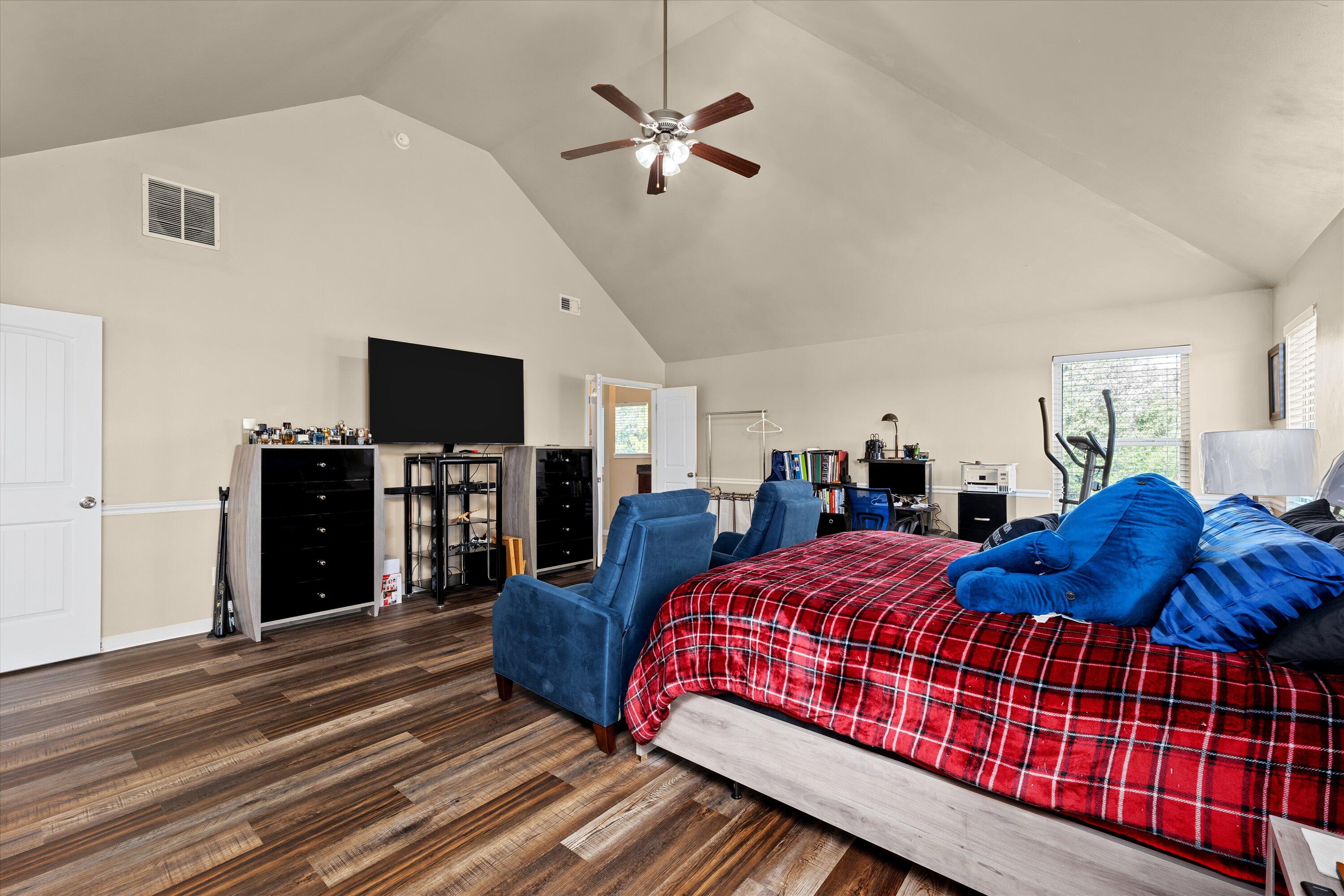 2623 LELAND DRIVE Drive
