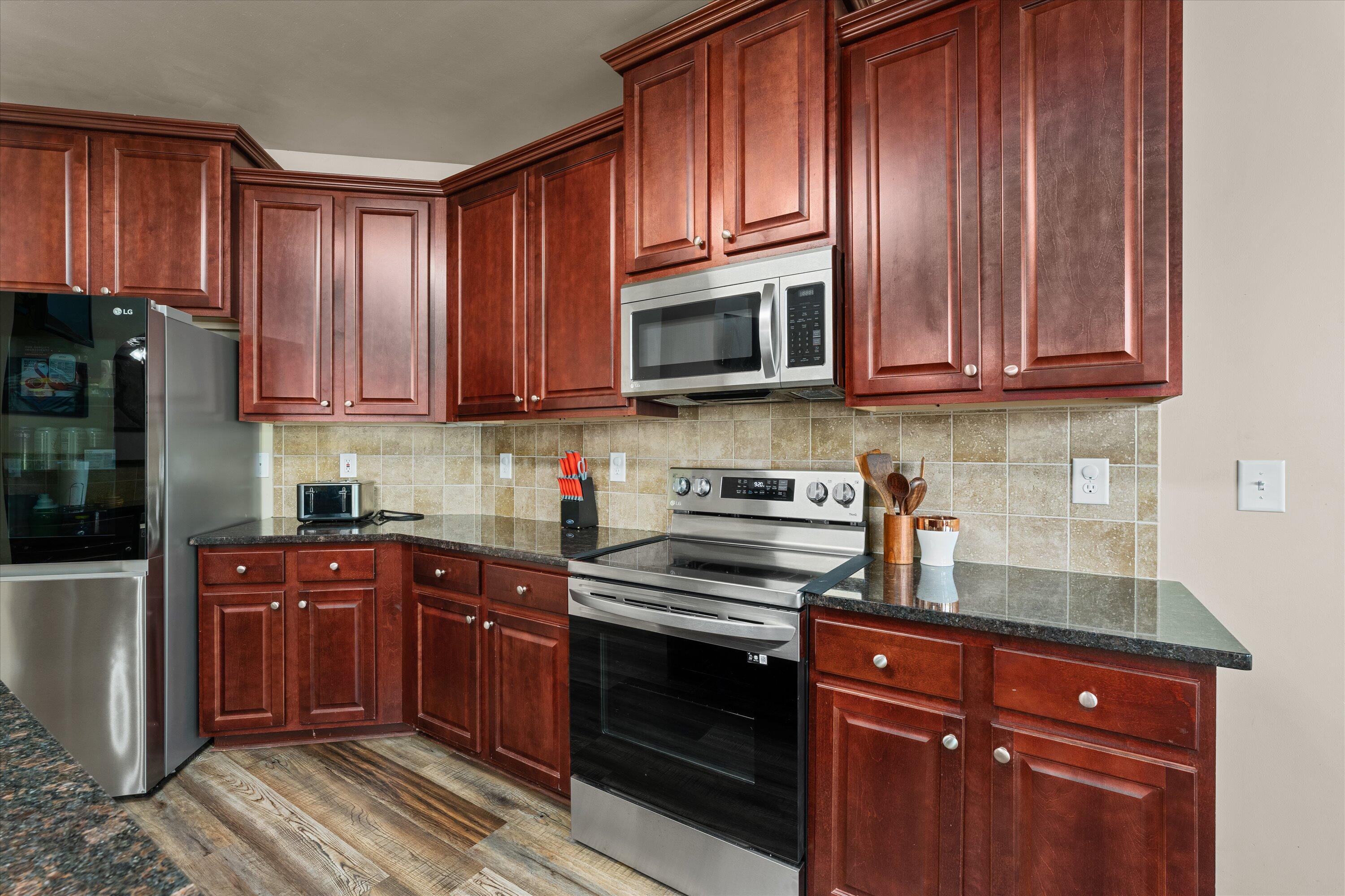 2623 LELAND DRIVE Drive