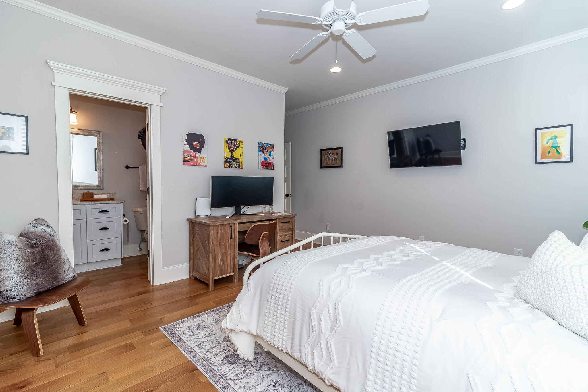 2844 TOWERING OAK Drive