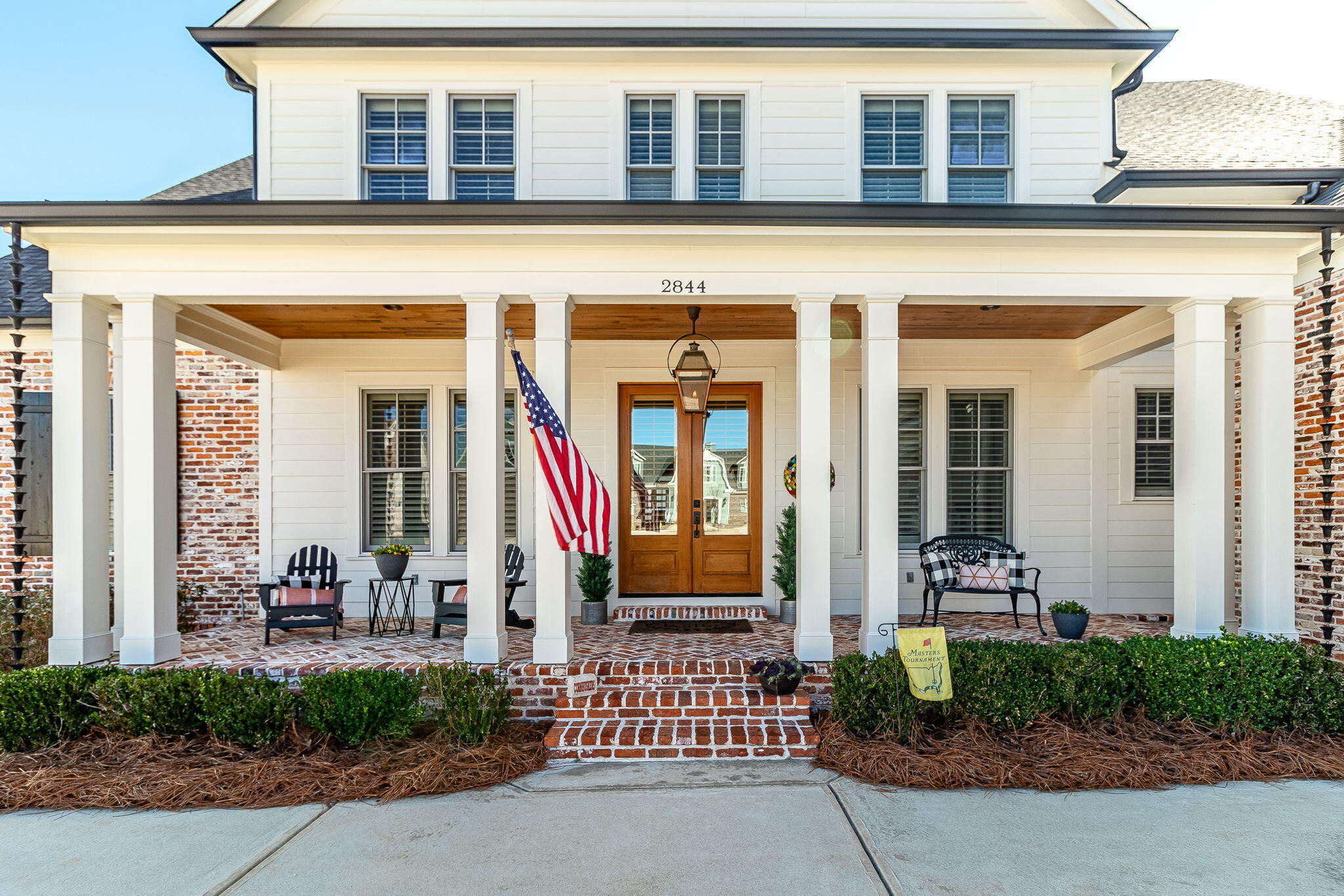 2844 TOWERING OAK Drive