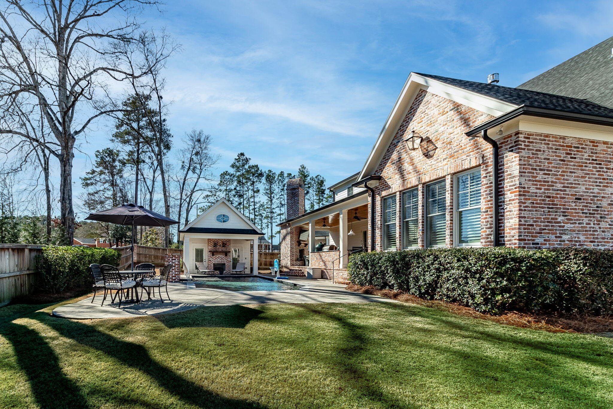 2844 TOWERING OAK Drive