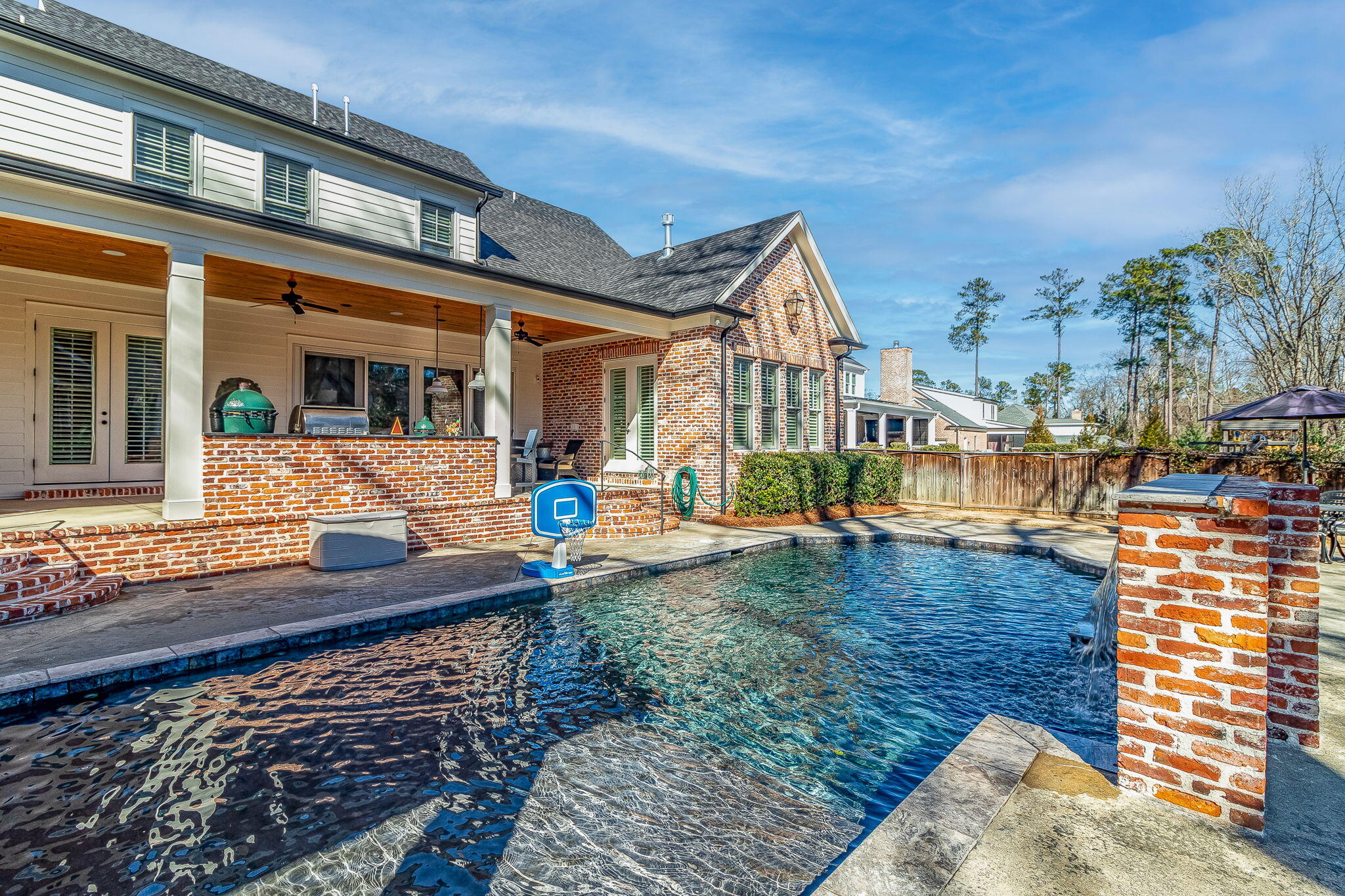 2844 TOWERING OAK Drive