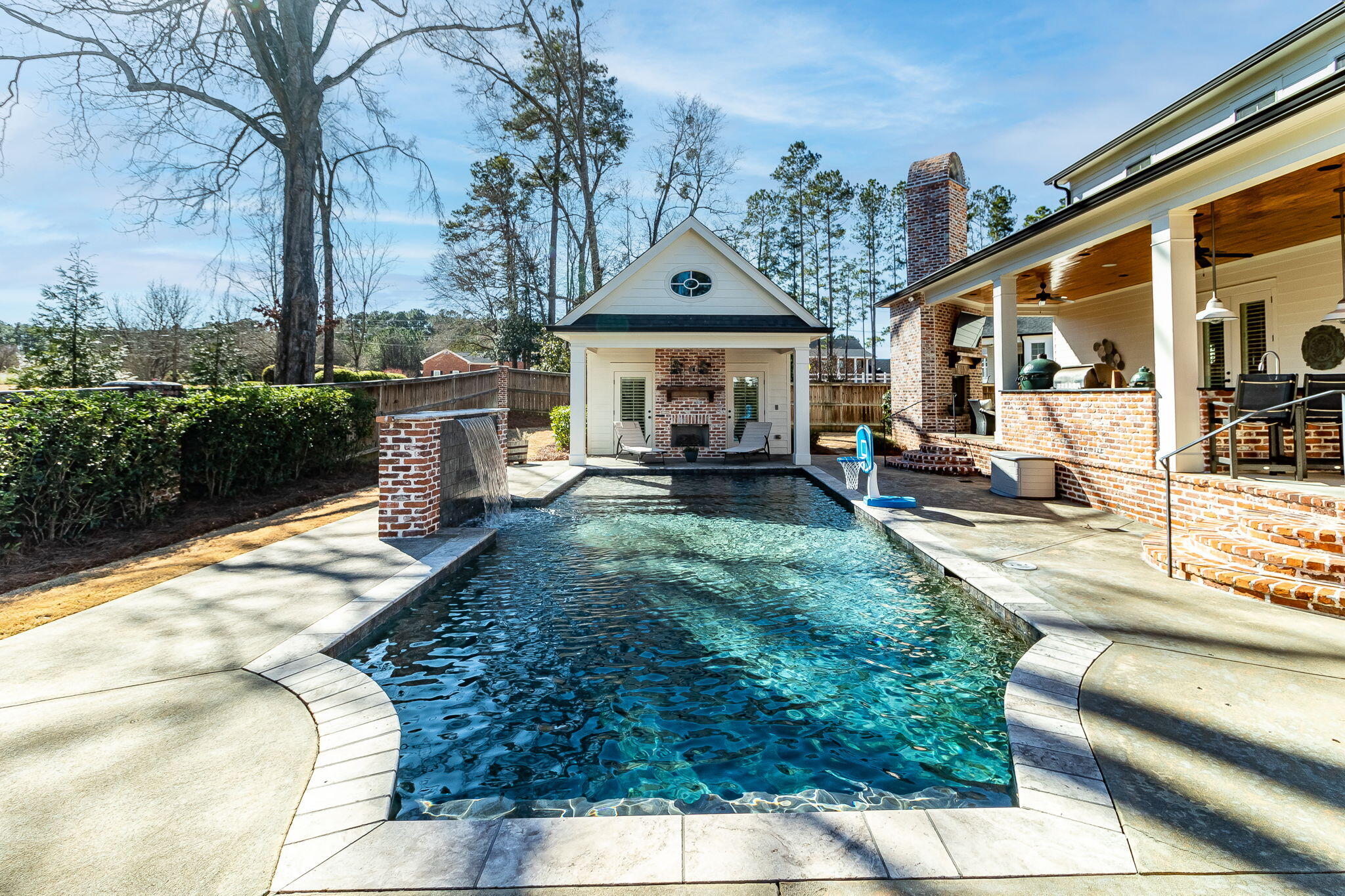 2844 TOWERING OAK Drive